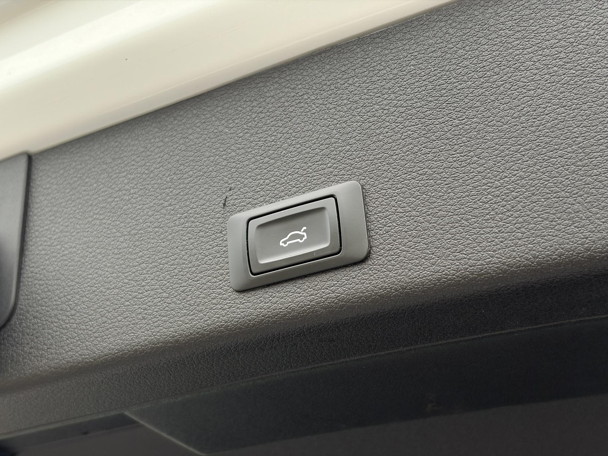 Foto van Audi E-tron 50