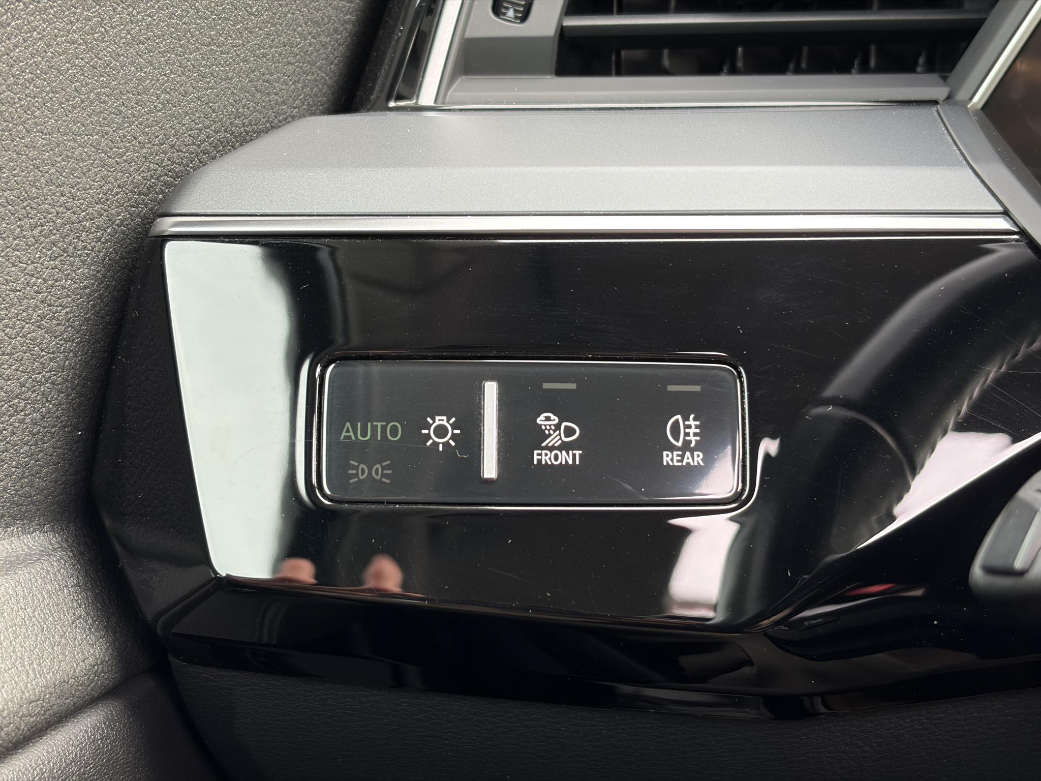Foto van Audi E-tron 50
