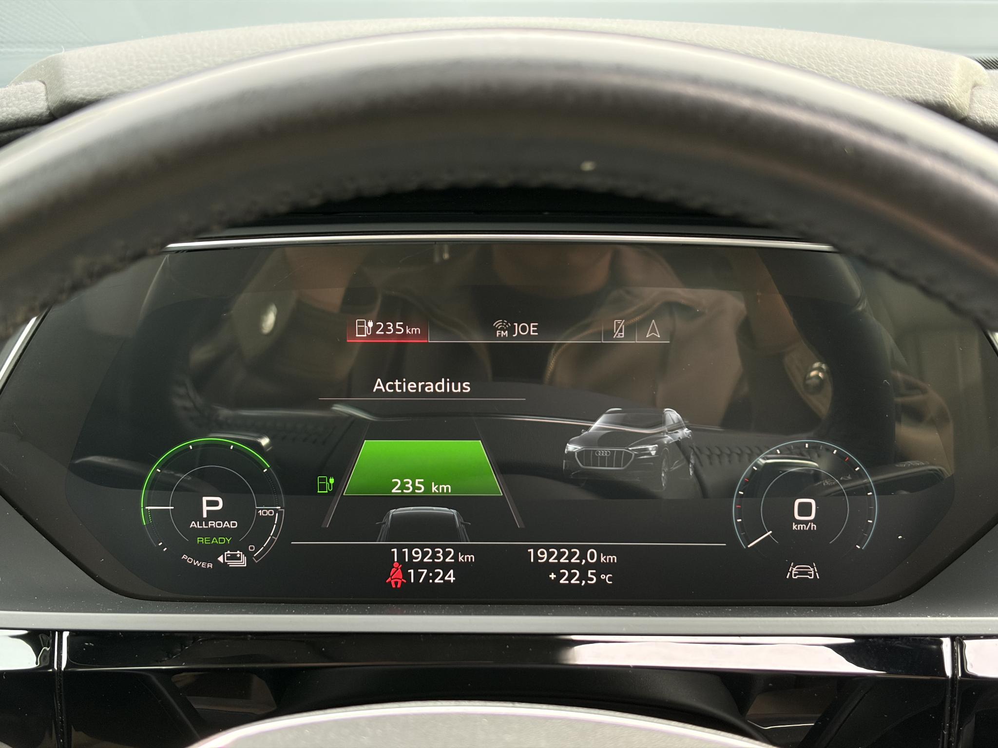 Foto van Audi E-tron 50