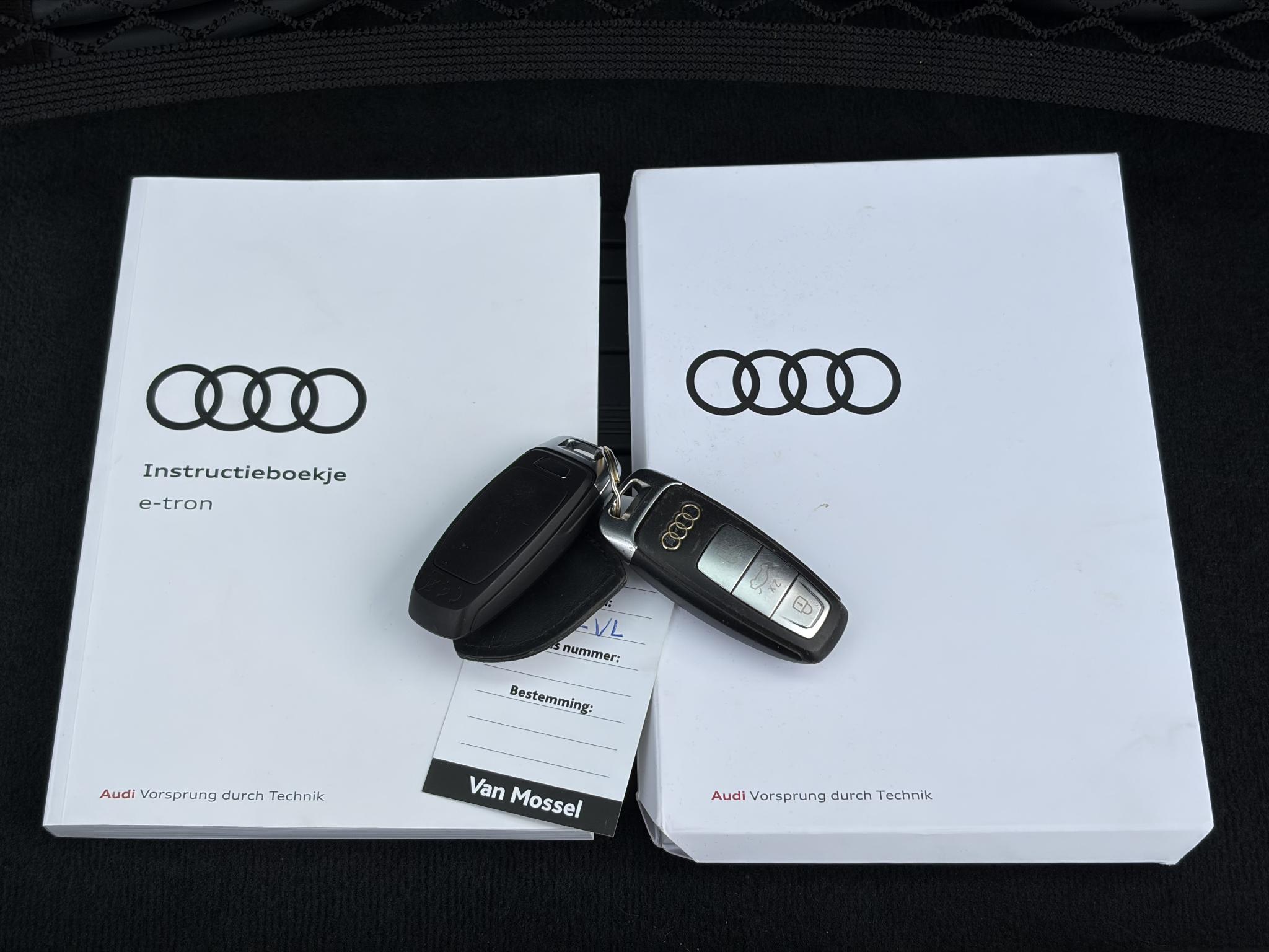 Foto van Audi E-tron 50
