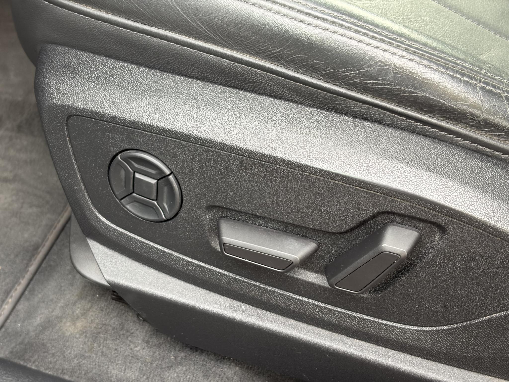 Foto van Audi E-tron 50