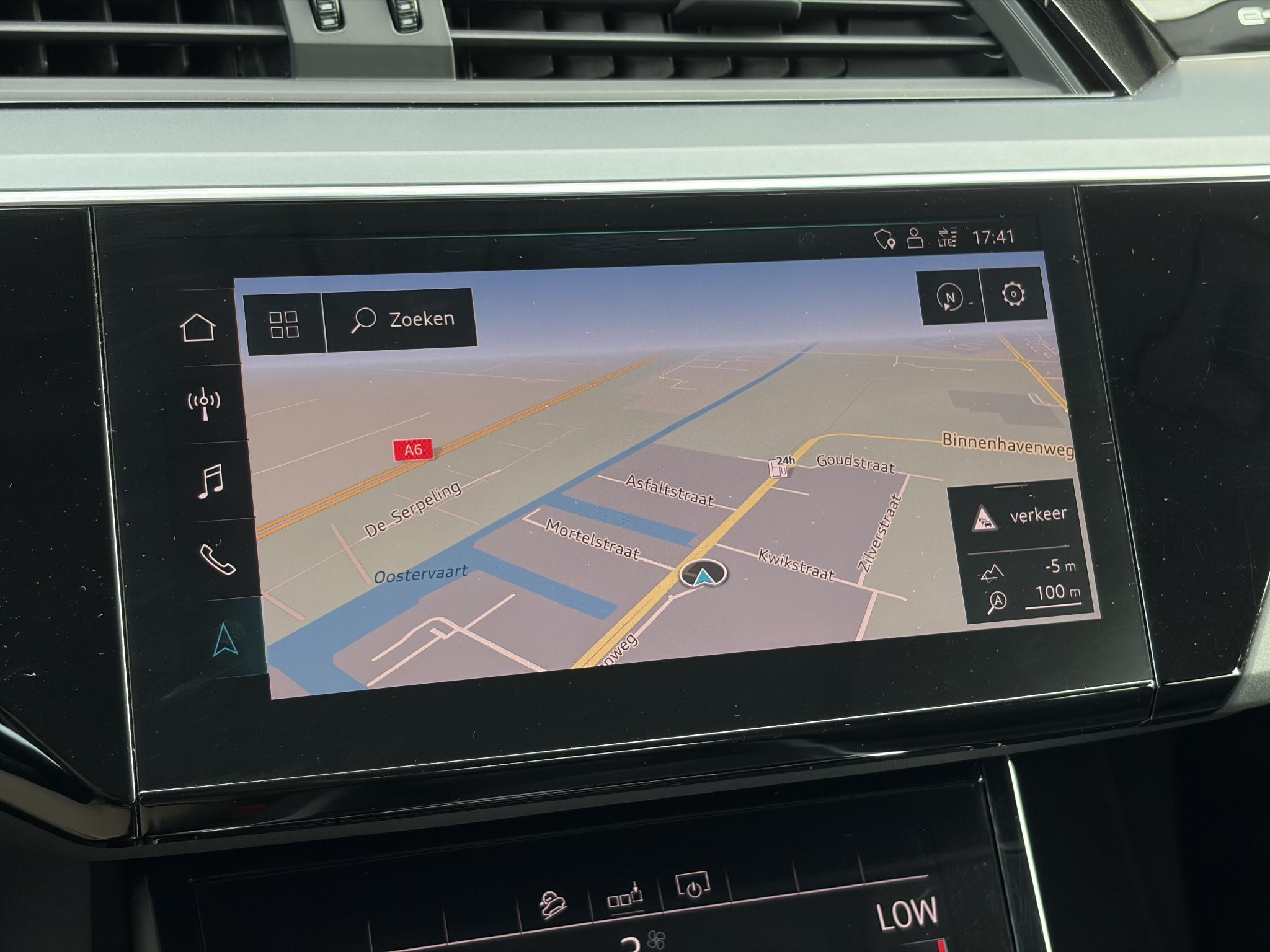 Foto van Audi E-tron 50