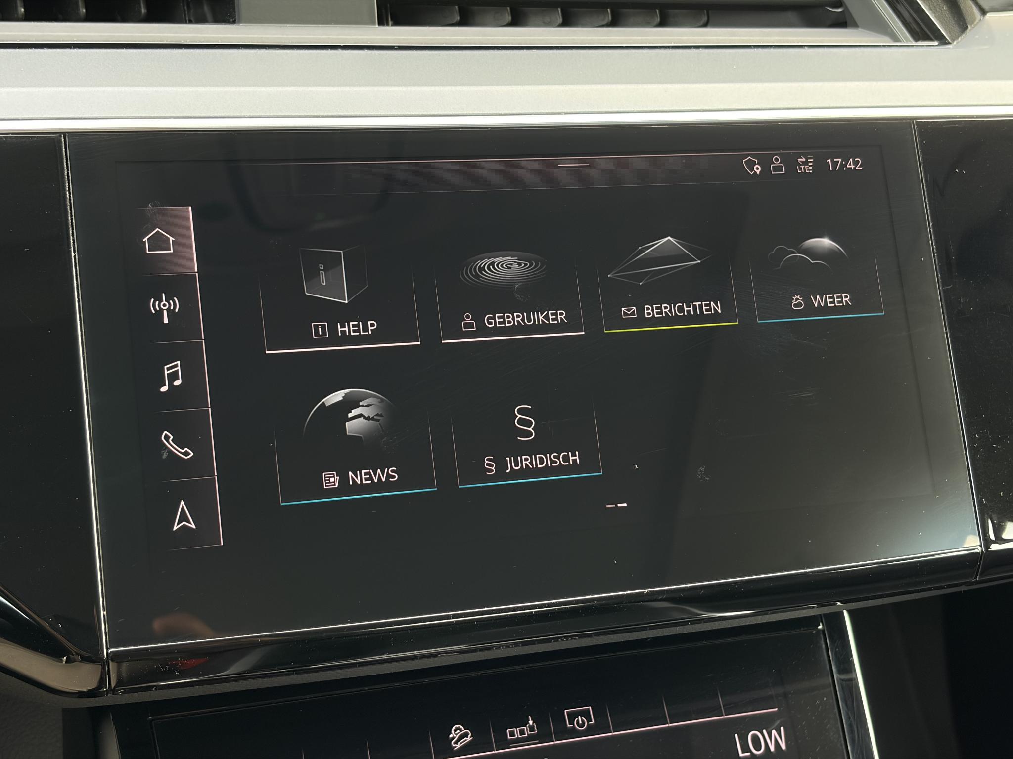 Foto van Audi E-tron 50