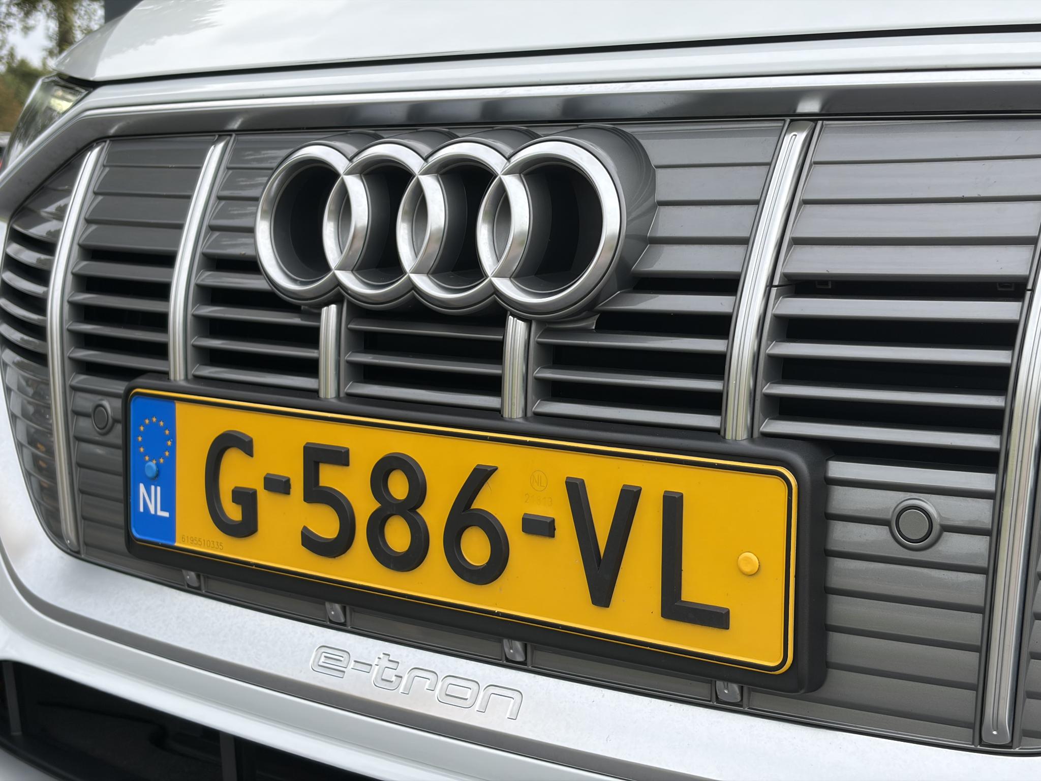 Foto van Audi E-tron 50