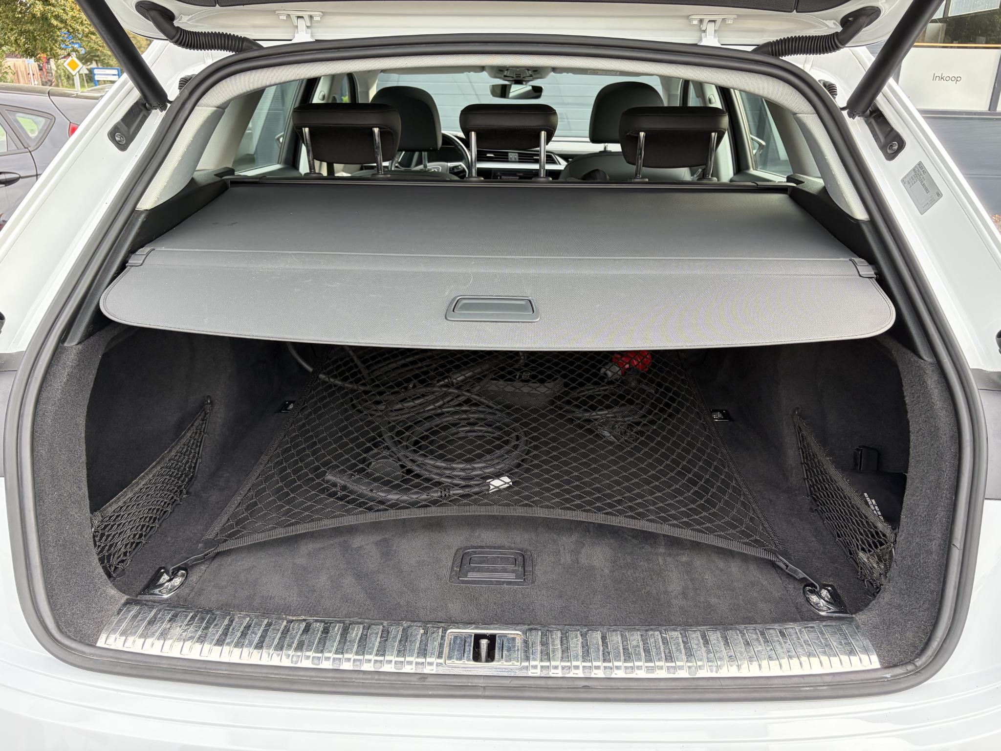 Foto van Audi E-tron 50