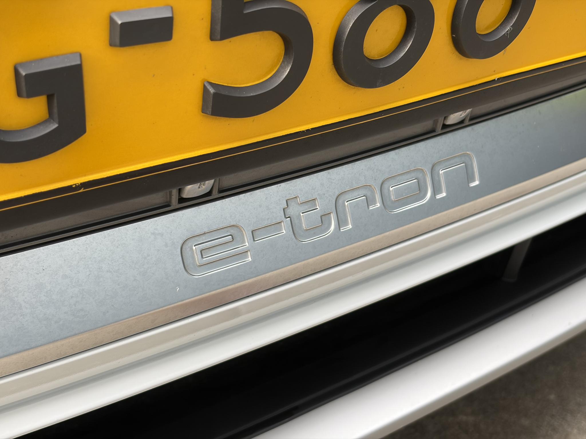 Foto van Audi E-tron 50