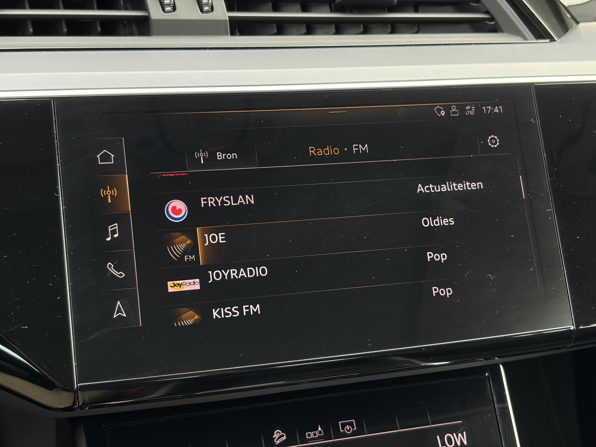 Foto van Audi E-tron 50