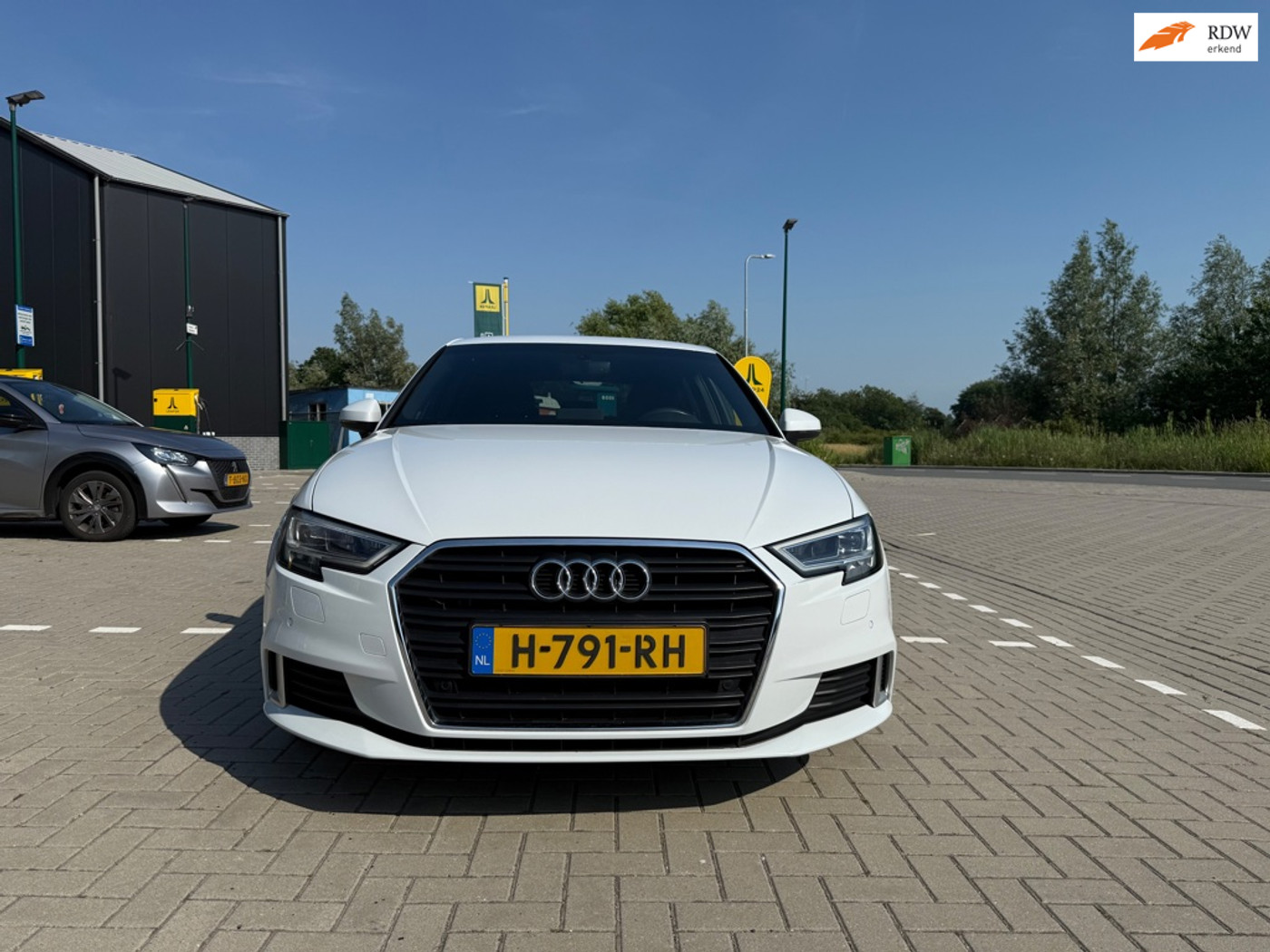 Audi A3 Sportback Audi A3 SPORTBACK 35 TFSI CoD Advance/2020/AUT/ORIG-NL/12 MND GAR/NAVI/ 2020 - voorkant