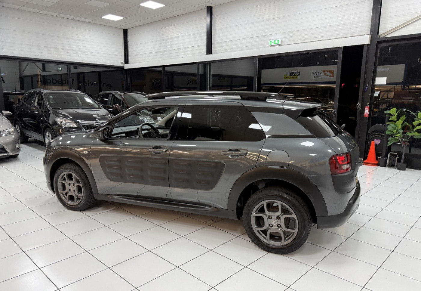 Foto van Citroen C4 Cactus