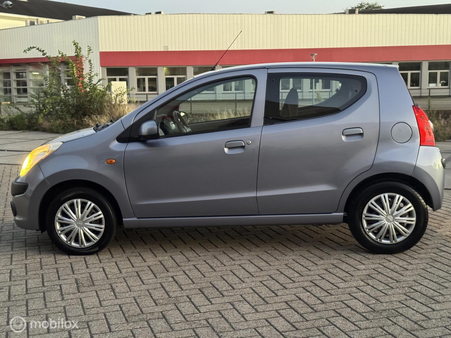 Foto van Nissan Nissan Pixo