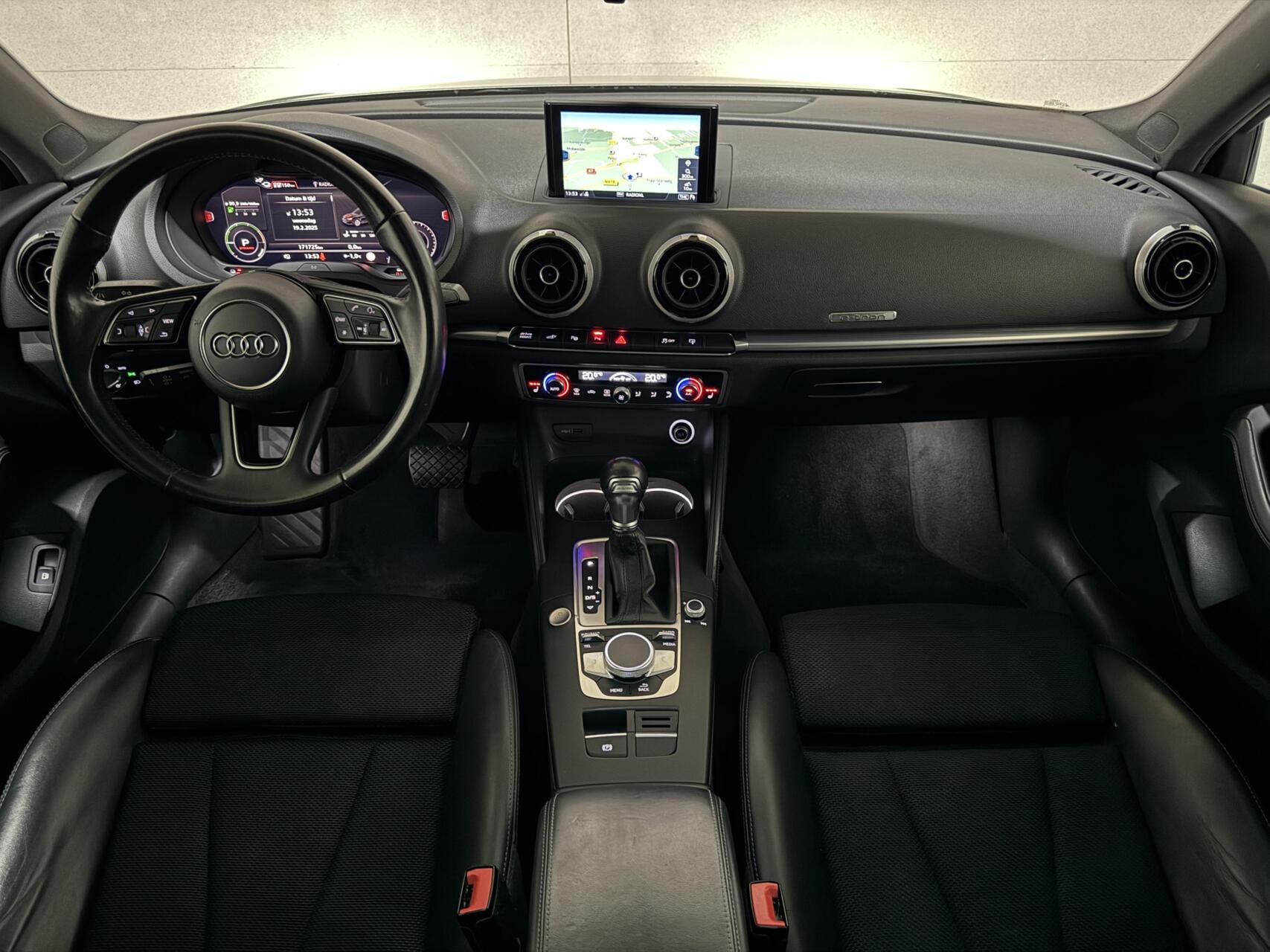 Foto van Audi A3 Sportback E-tron