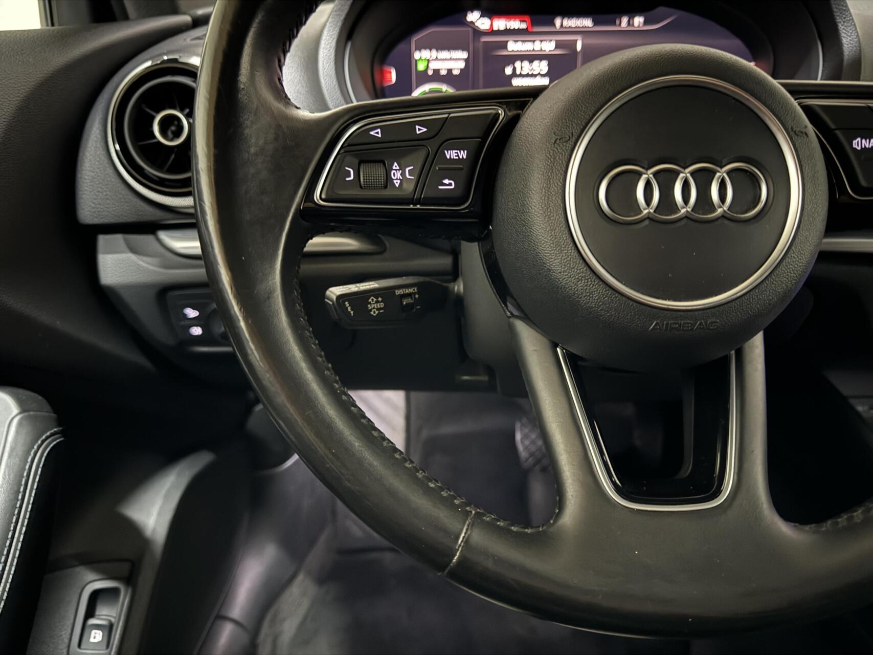 Foto van Audi A3 Sportback E-tron
