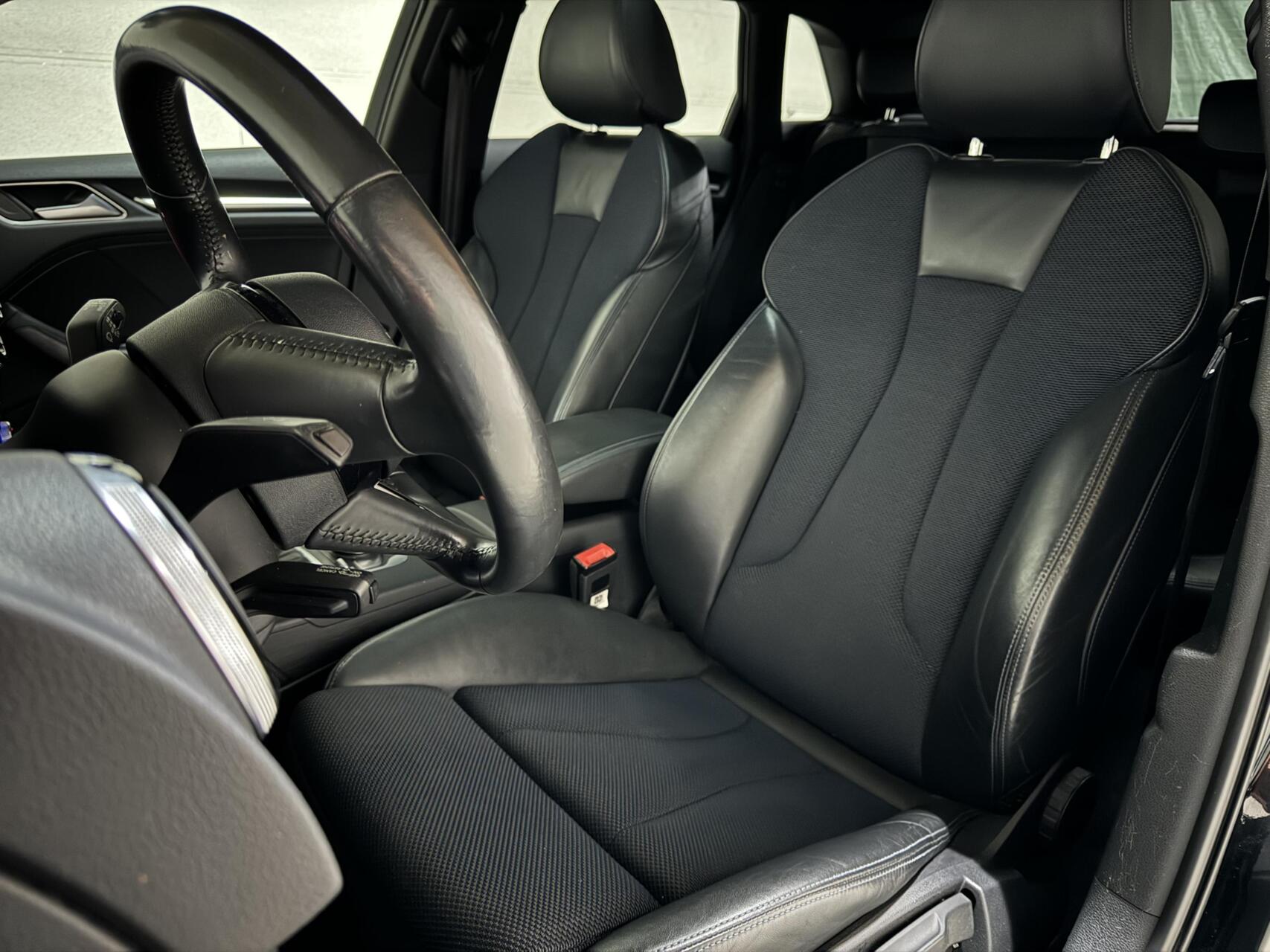 Foto van Audi A3 Sportback E-tron
