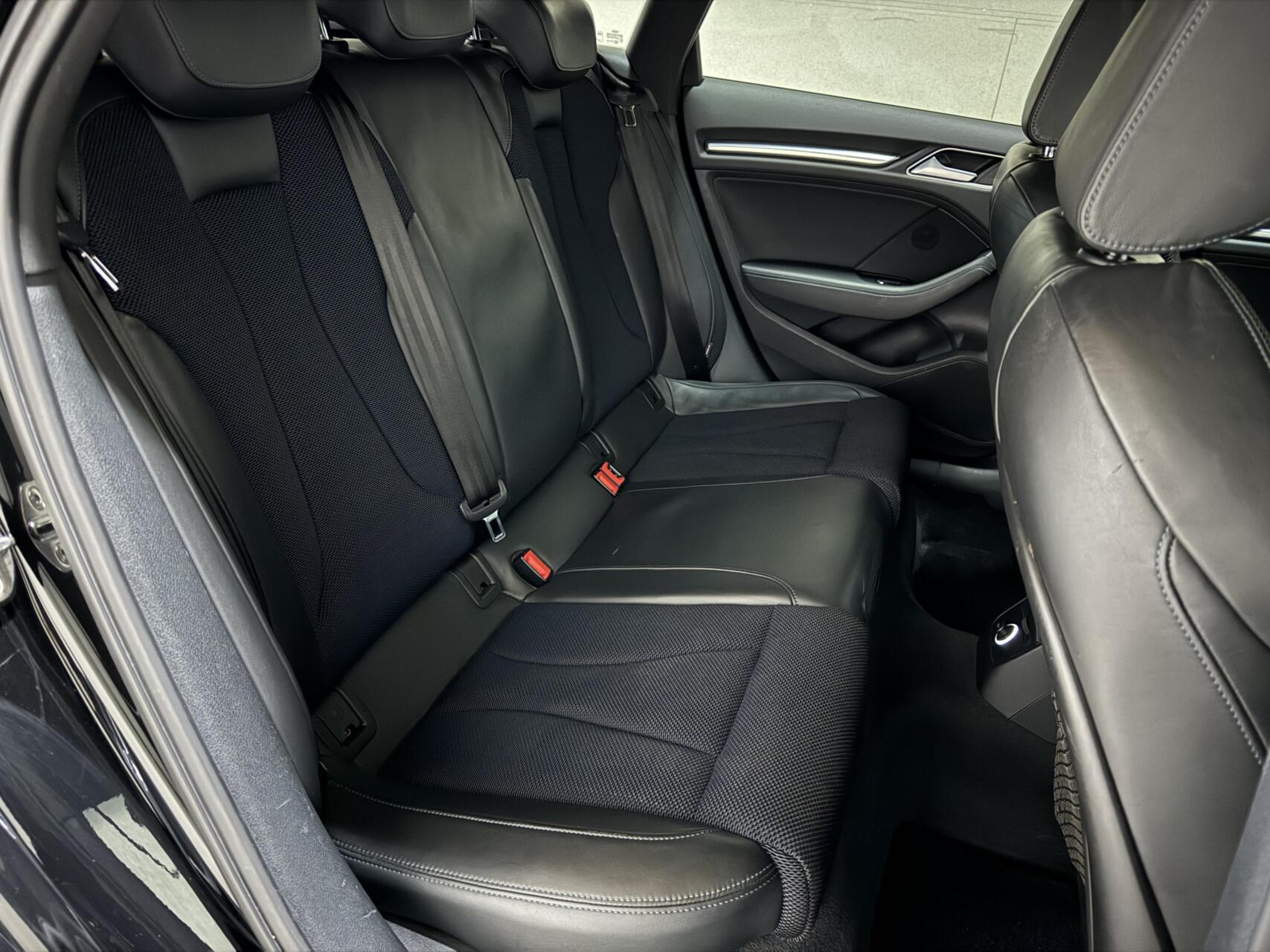 Foto van Audi A3 Sportback E-tron