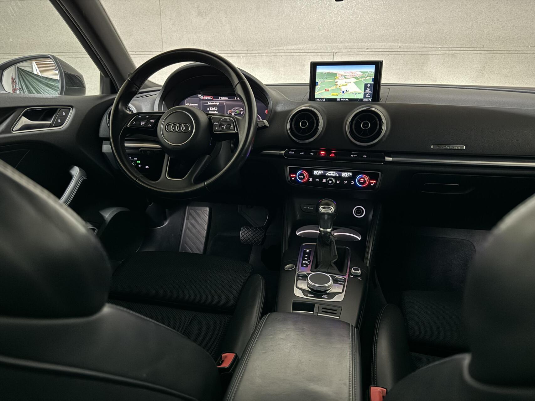 Foto van Audi A3 Sportback E-tron