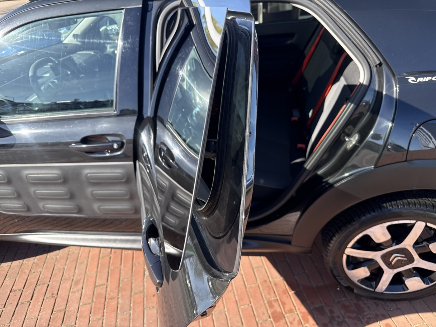 Foto van Citroen C4 Cactus