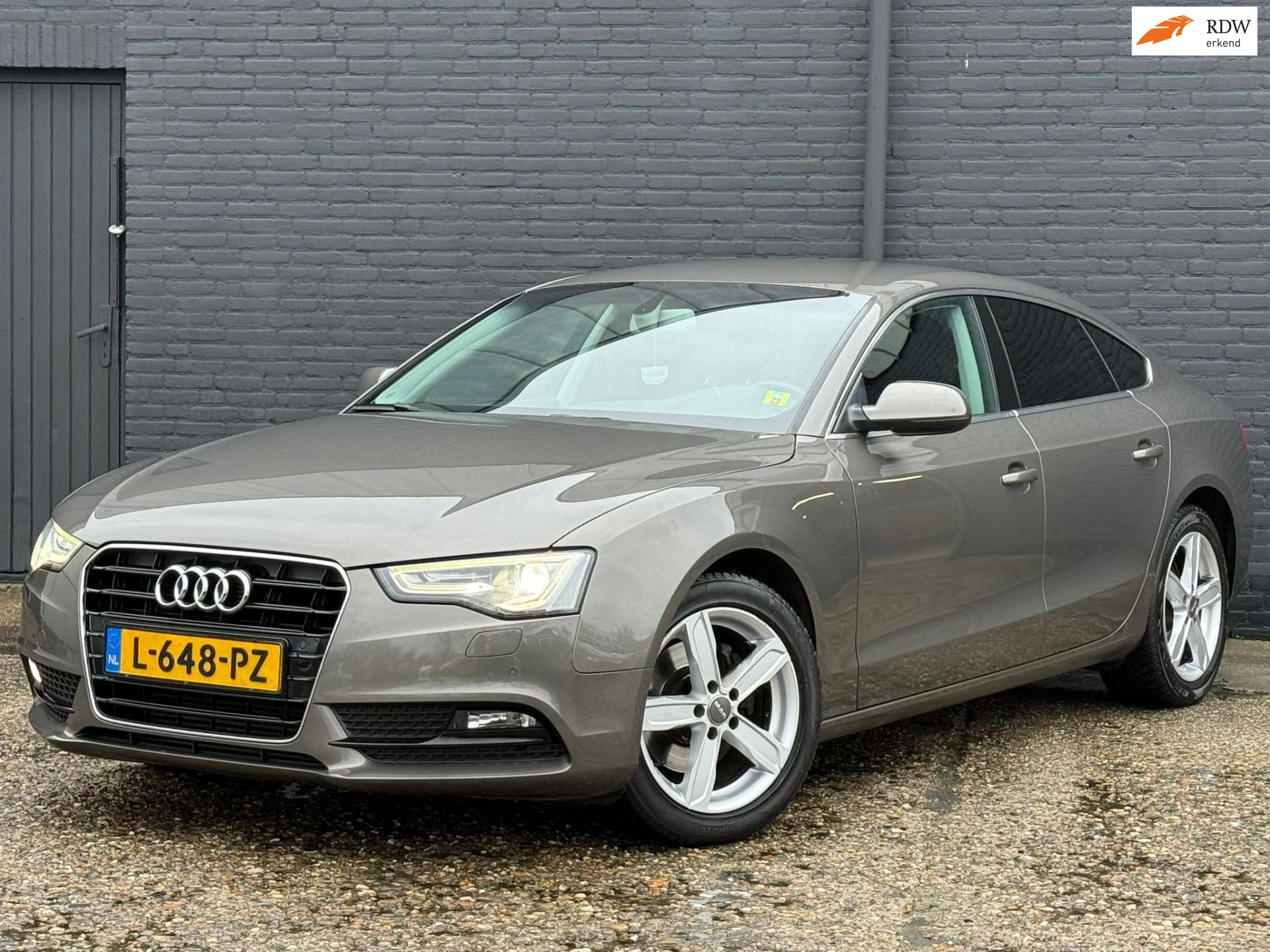 Audi A5 Sportback 1.8 TFSI Business Edition EXPORT | WHITE SMOKE 2015 - voorkant