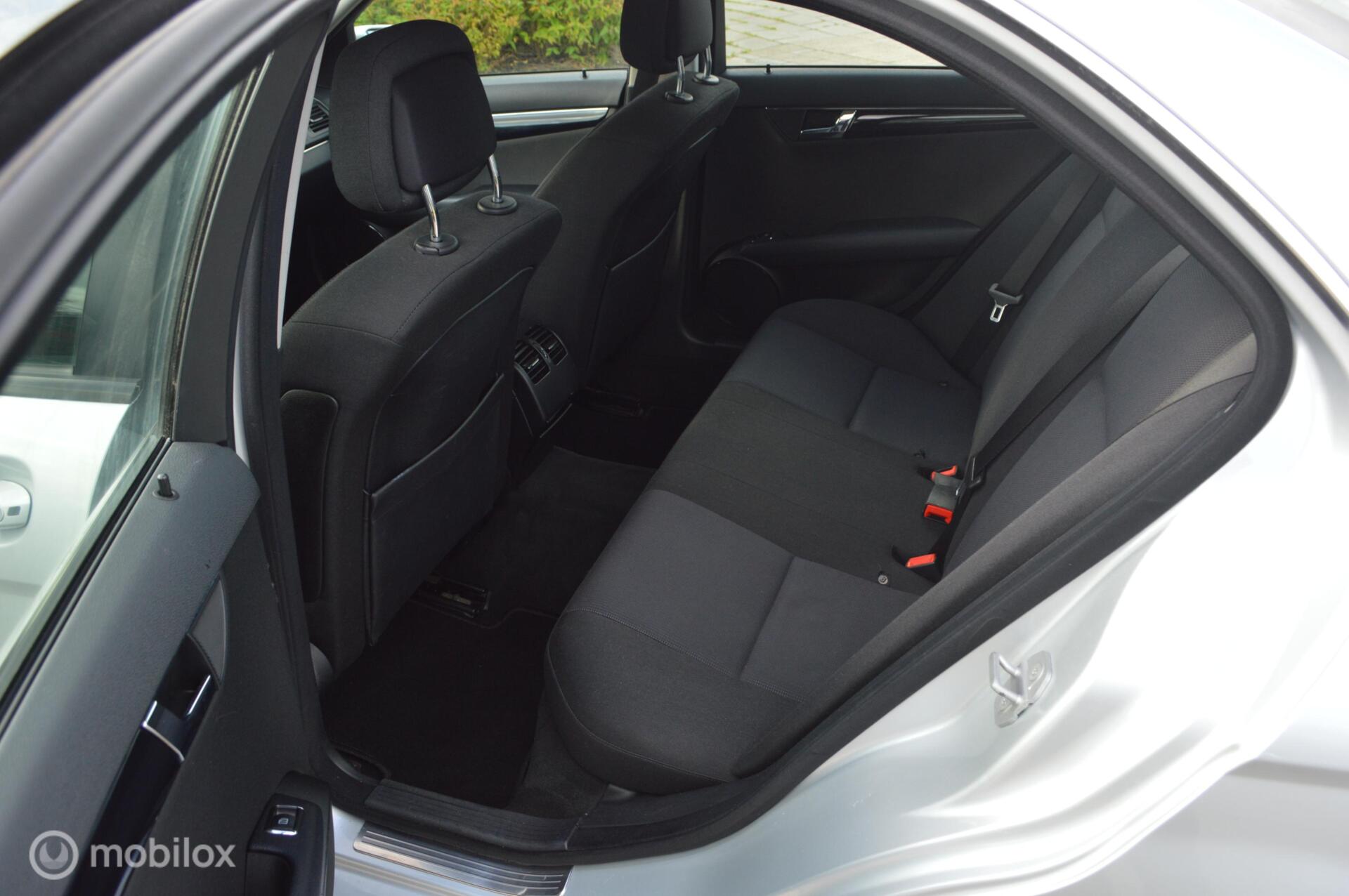 Foto van Mercedes-Benz C 180 Kompressor