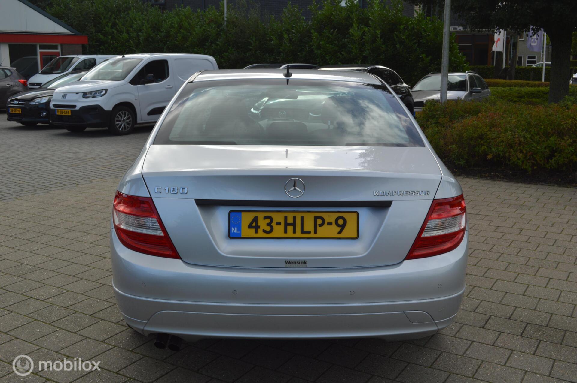 Foto van Mercedes-Benz C 180 Kompressor