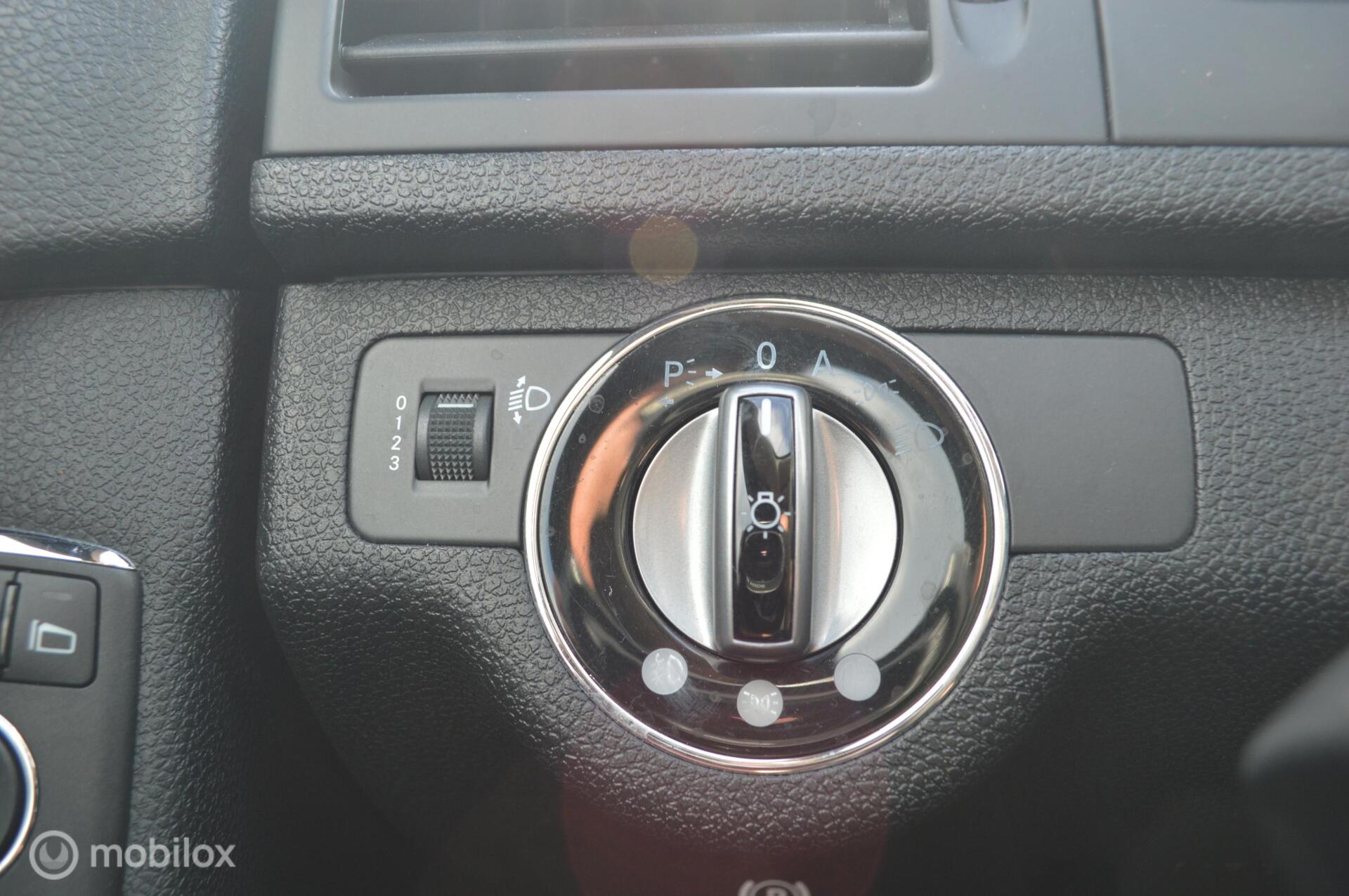 Foto van Mercedes-Benz C 180 Kompressor