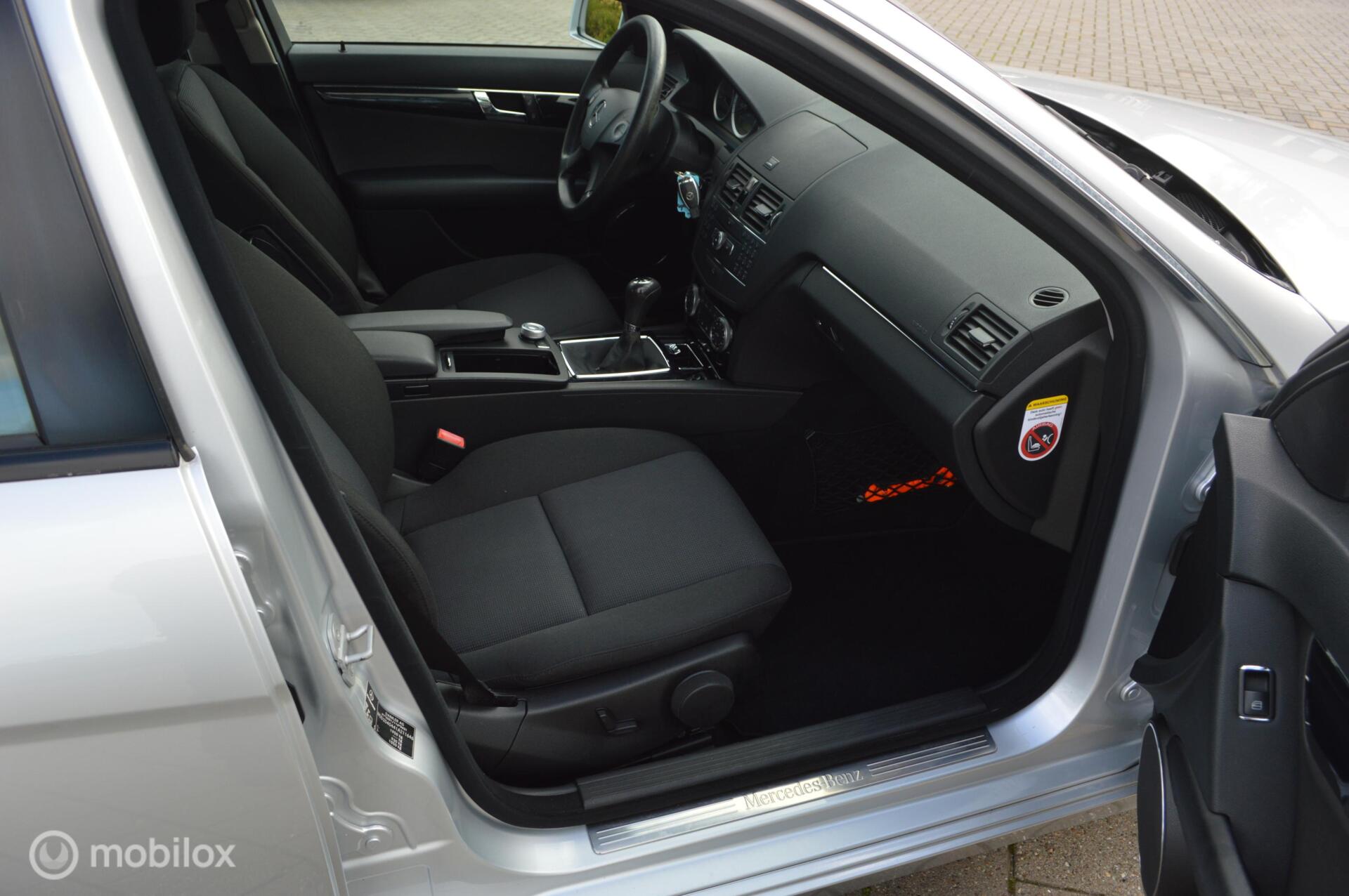 Foto van Mercedes-Benz C 180 Kompressor