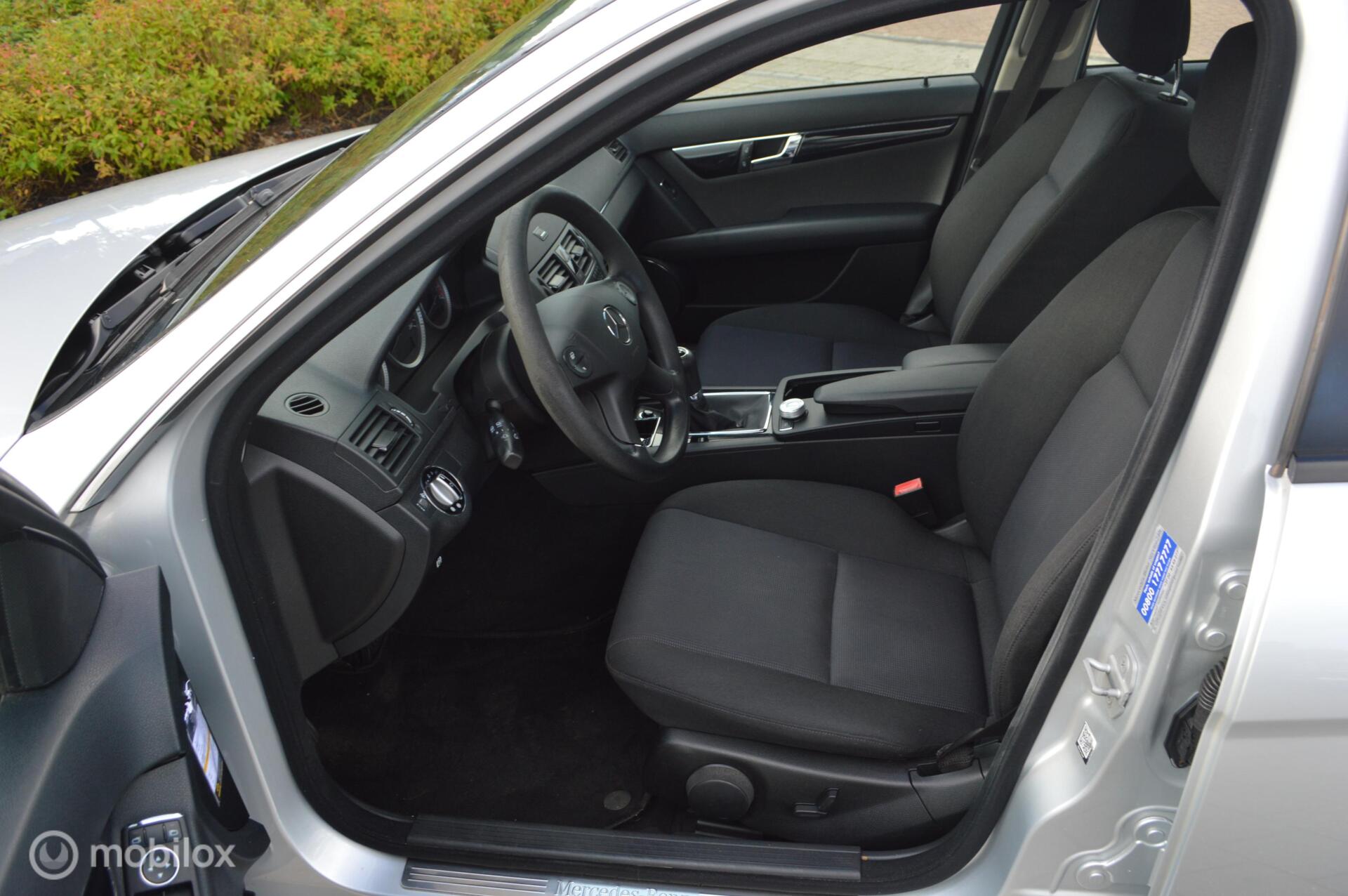 Foto van Mercedes-Benz C 180 Kompressor