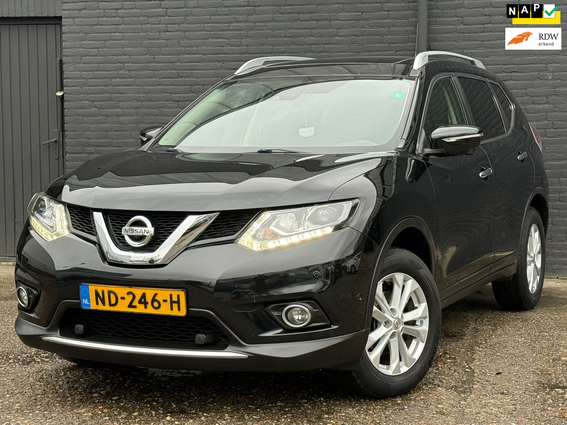 Nissan Nissan X-trail 1.6 DIG-T Business NAVI | CAMERA | LEDER | PANO | PDC | STOELVER | NWE APK 2017 - voorkant