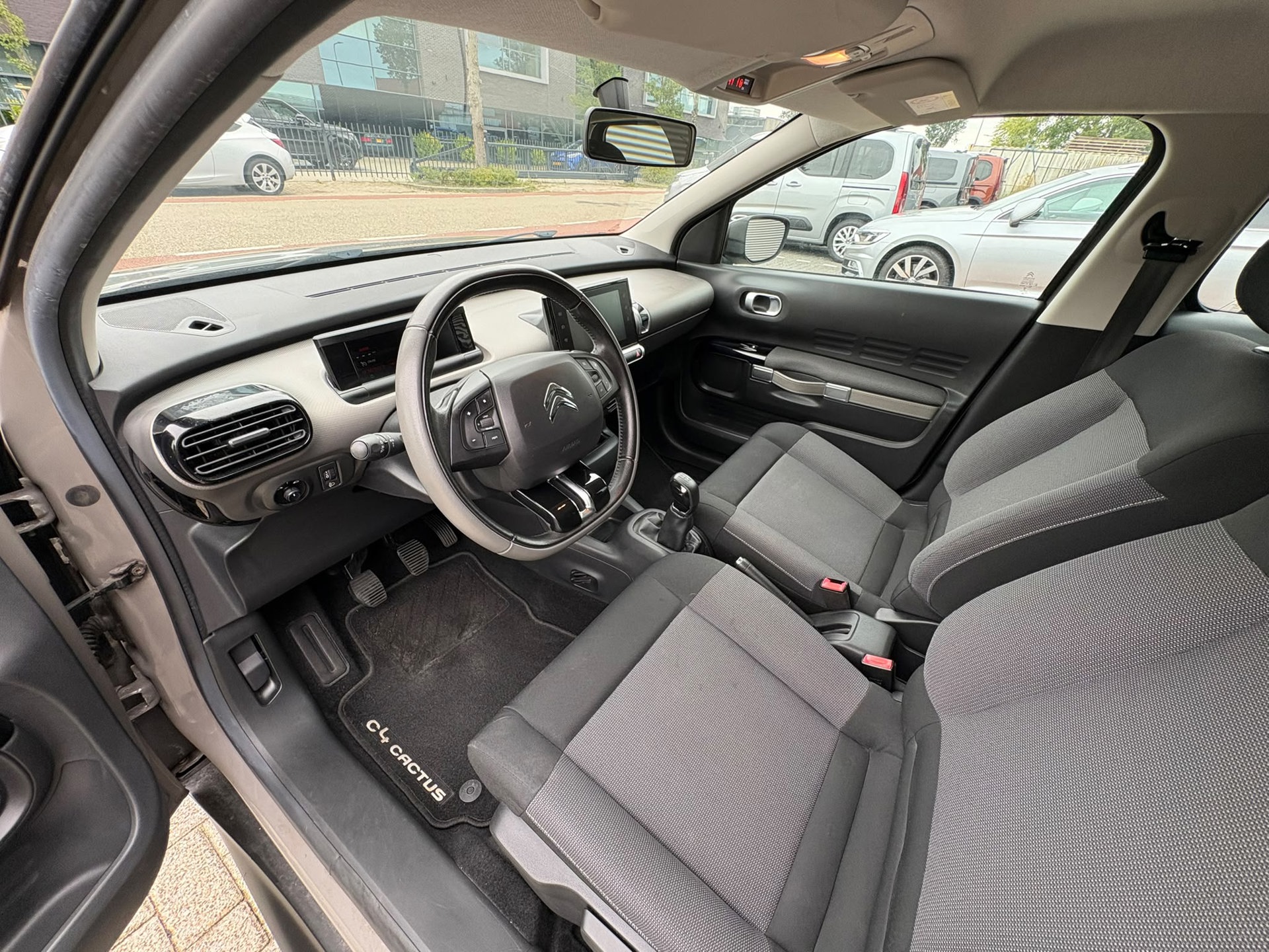 Foto van Citroen C4 Cactus