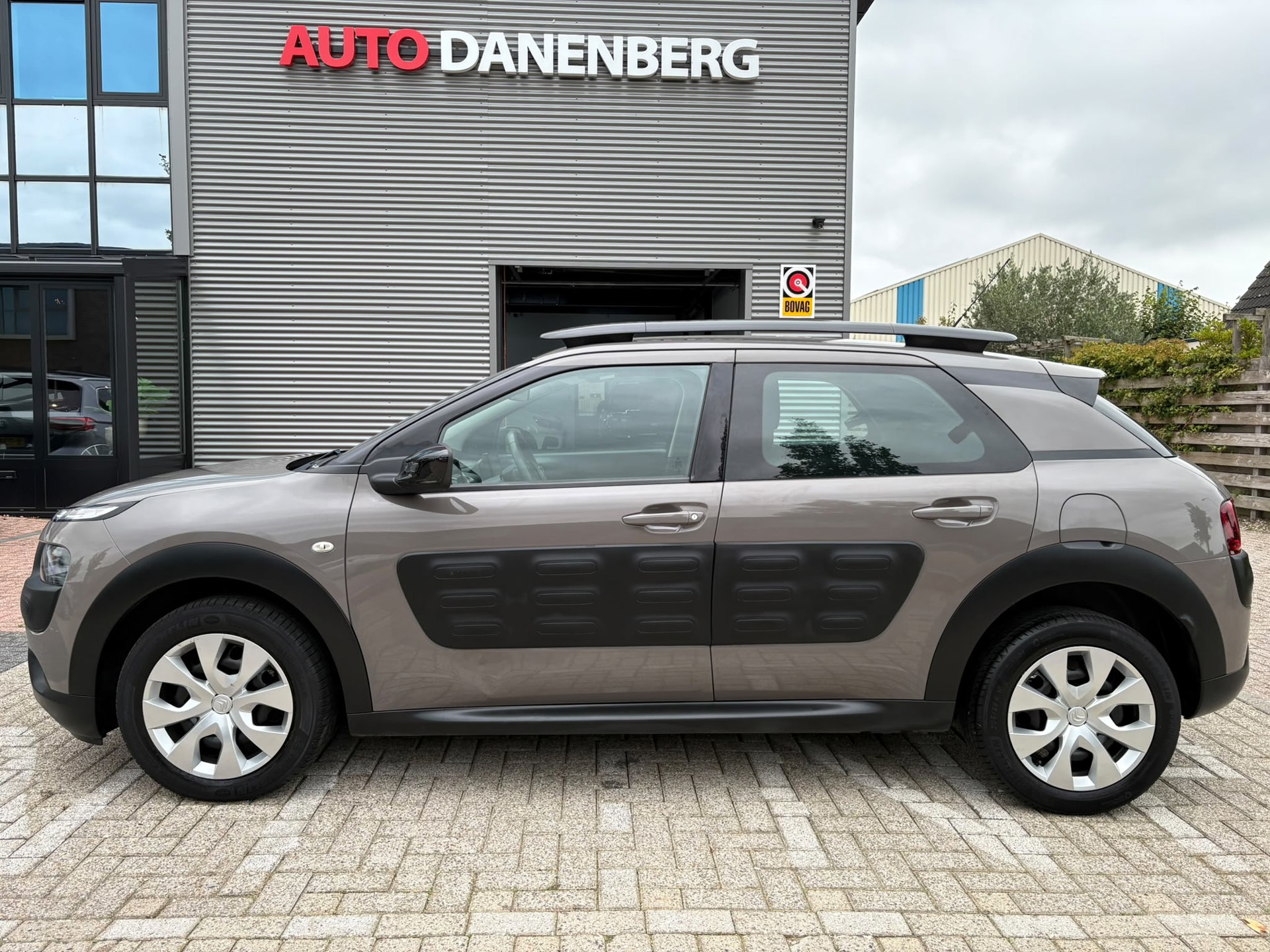 Foto van Citroen C4 Cactus