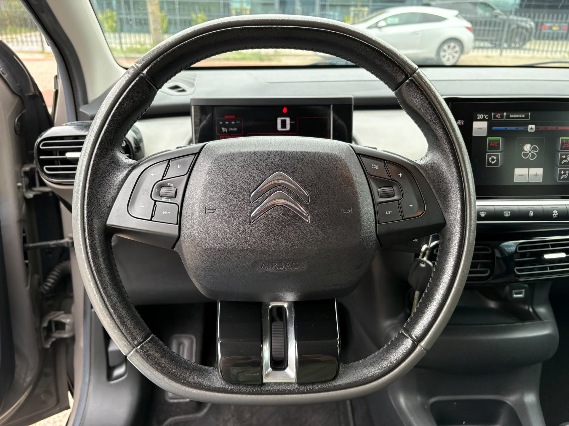 Foto van Citroen C4 Cactus