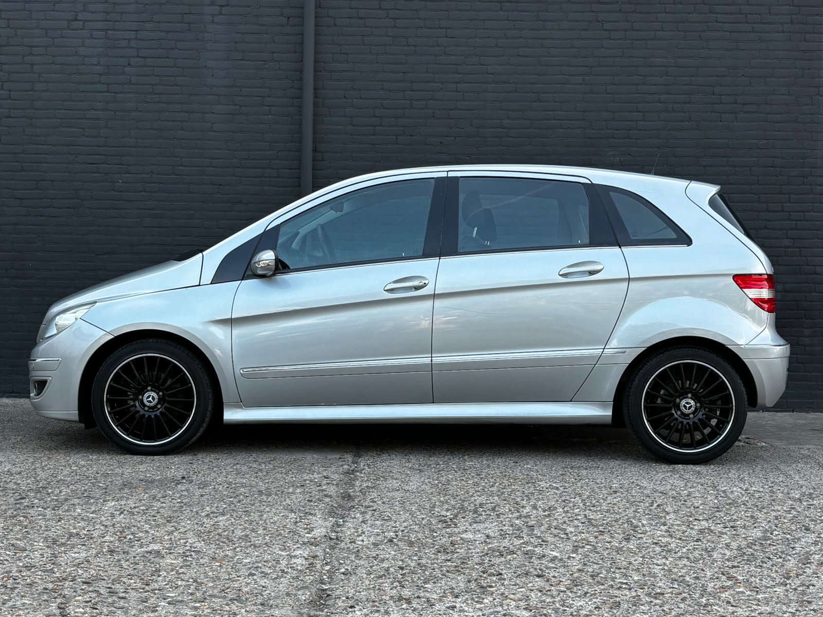 Foto van Mercedes-Benz B 170