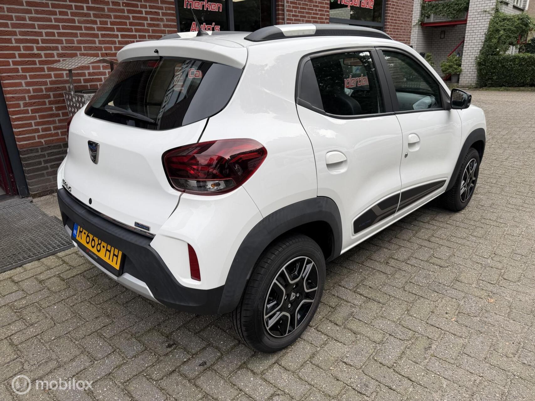 Foto van Dacia Spring