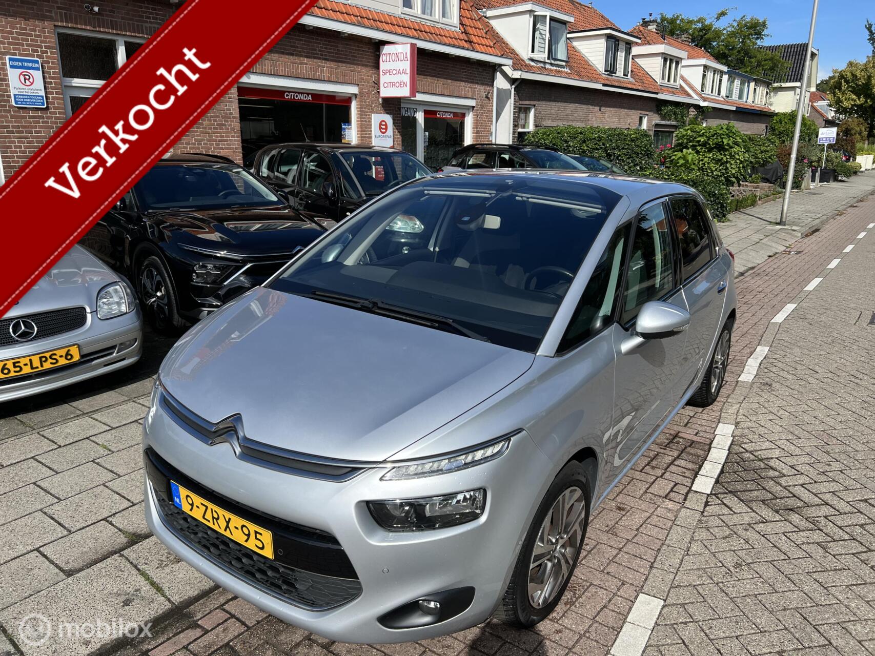 Citroen C4 Picasso 1.2 PureTech Business 2015 - voorkant