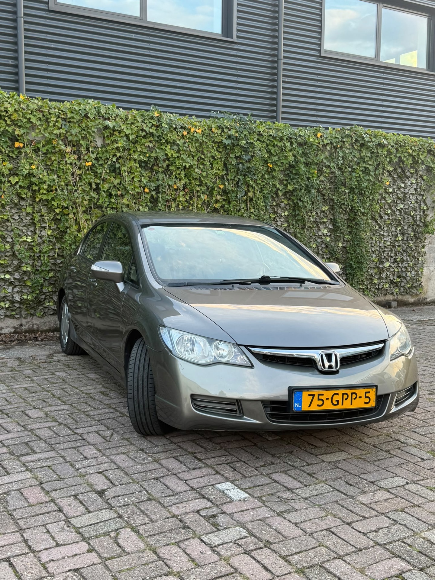 Foto van Honda Civic 4dr Hybrid