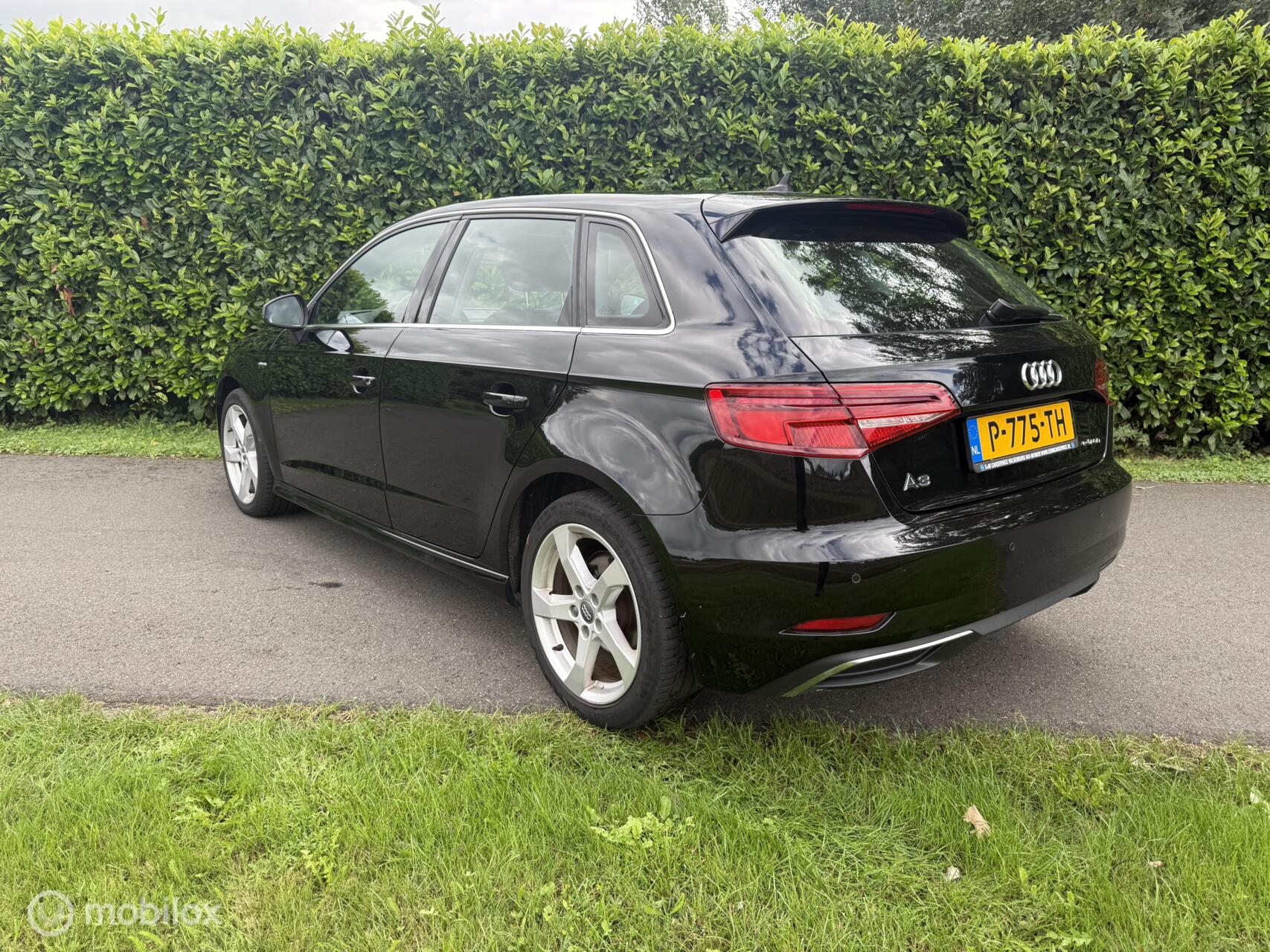 Foto van Audi A3 Sportback E-tron