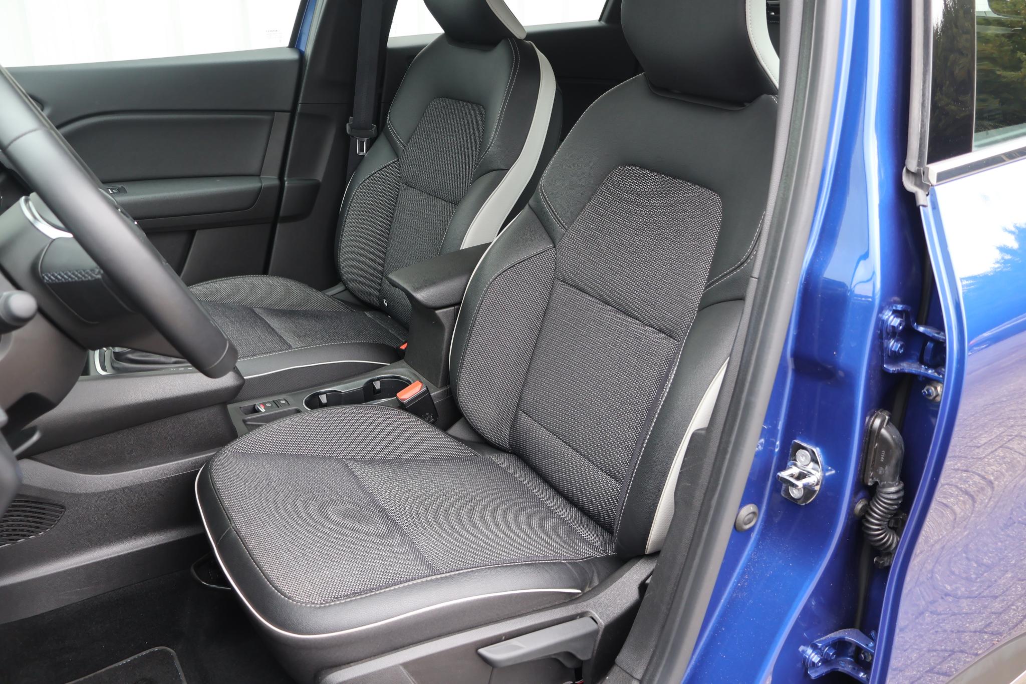 Foto van Renault Captur (e-tech Plug-in Hybrid)