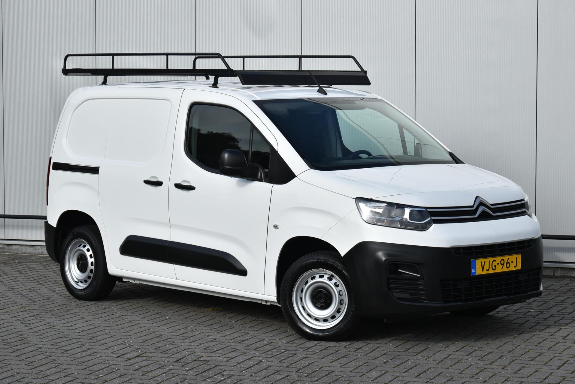 Citroen Berlingo 1.5 Blue HDI Airco Imperial Trekhaak Euro 6 2021 - voorkant
