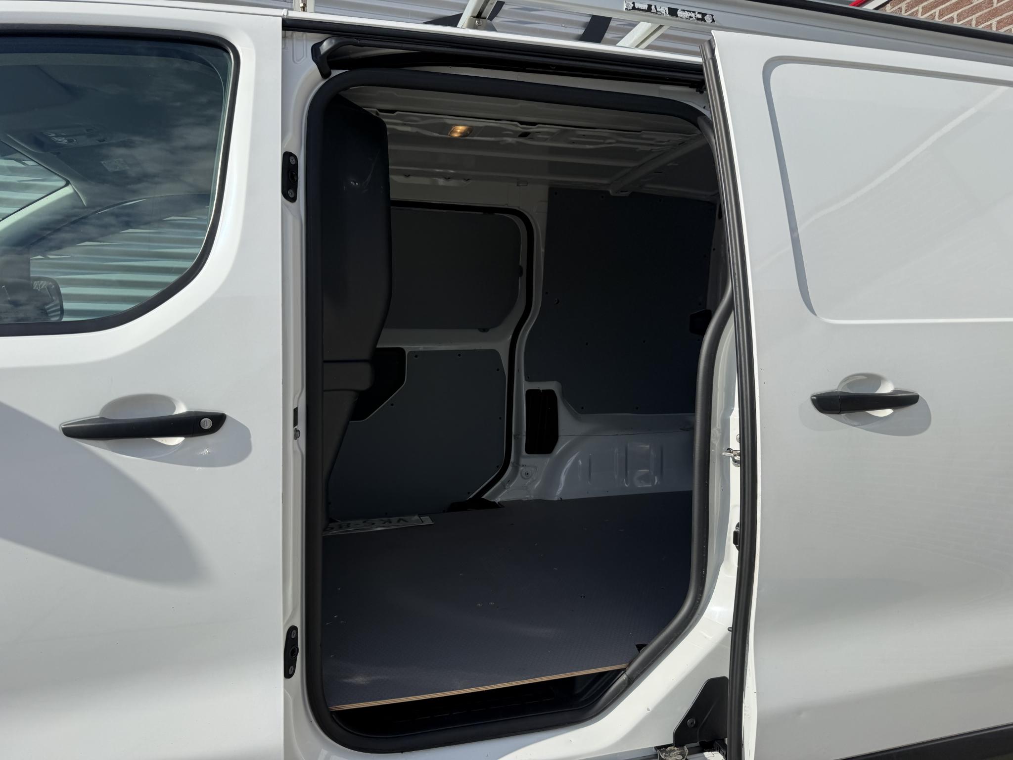 Foto van Peugeot Expert