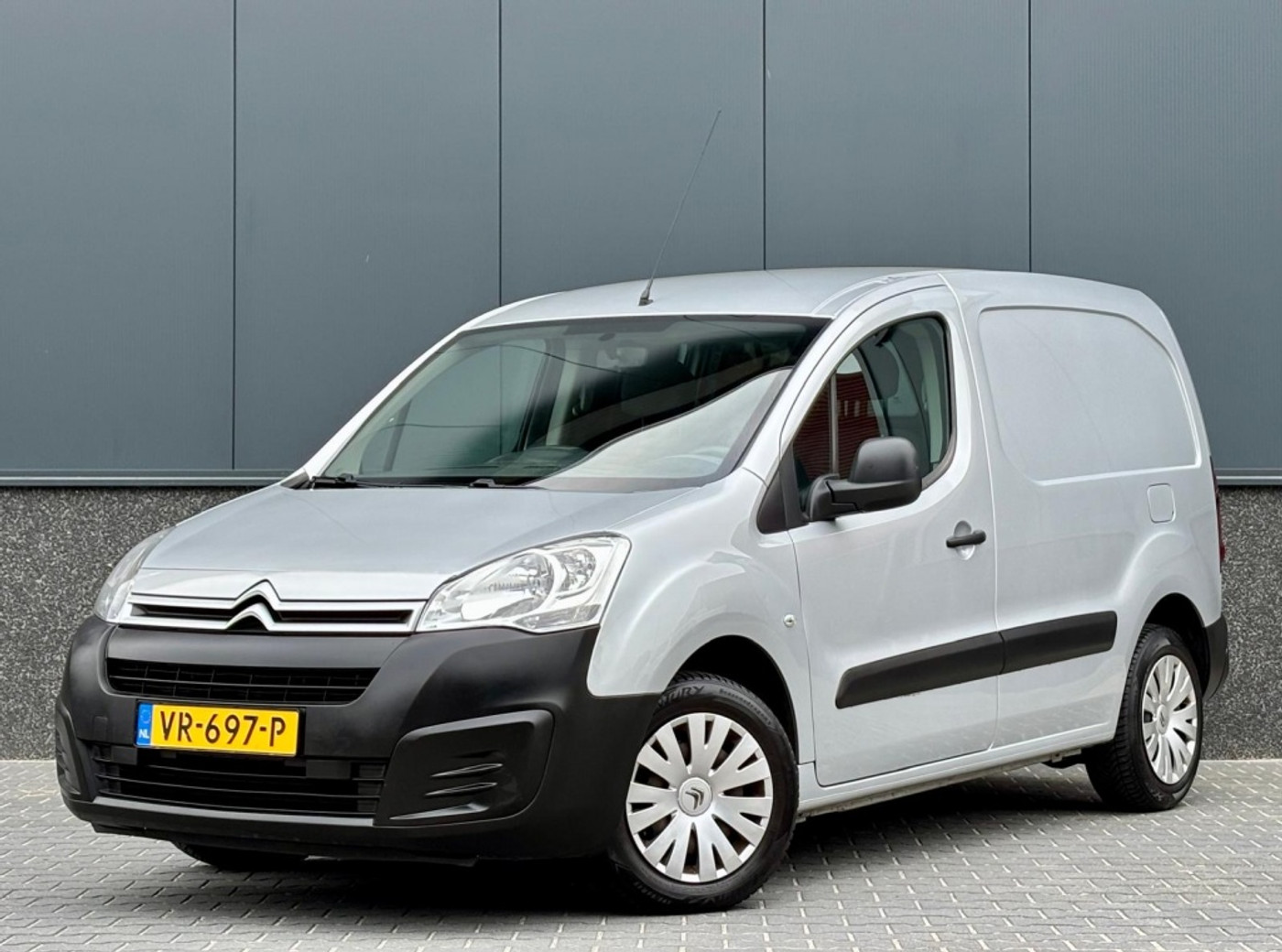 Citroen Berlingo 1.6 HDI 90 Comfort Airco | NAP | MARGE 2015 - voorkant