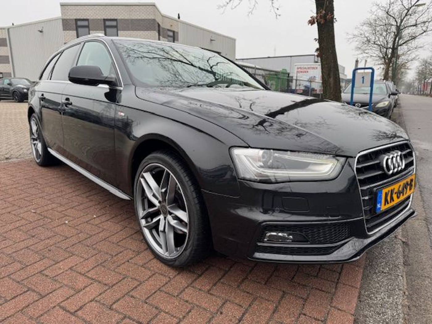 Audi A4 Avant 3.0 TDI quattro Pro Line S Edition Automaat 2013 - voorkant