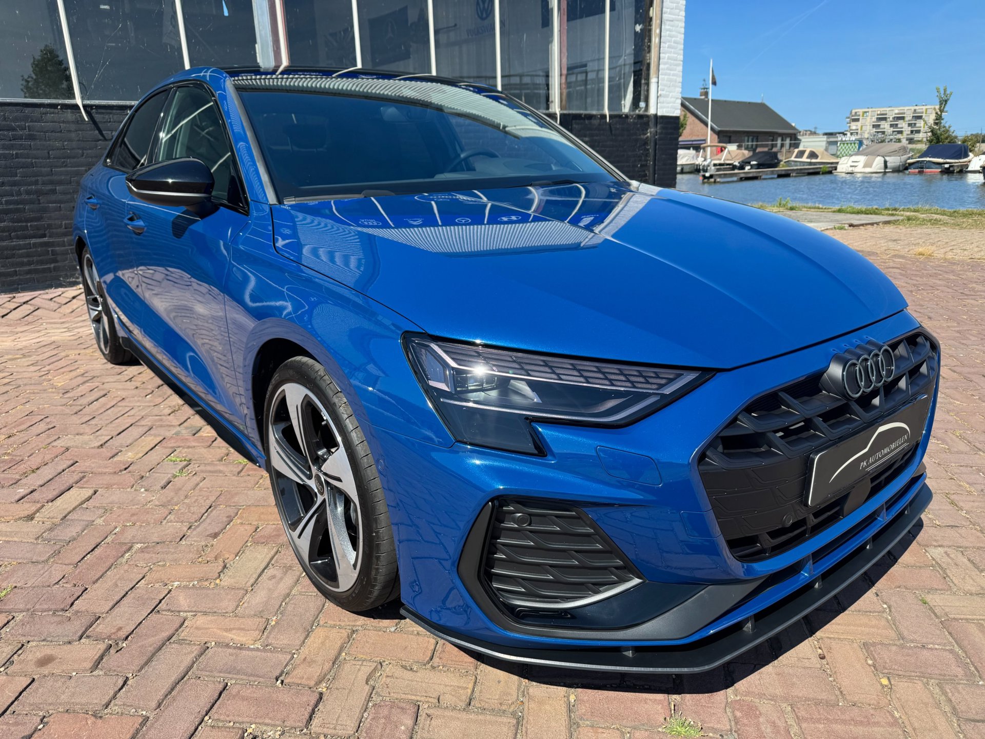 Foto van Audi A3 Limousine