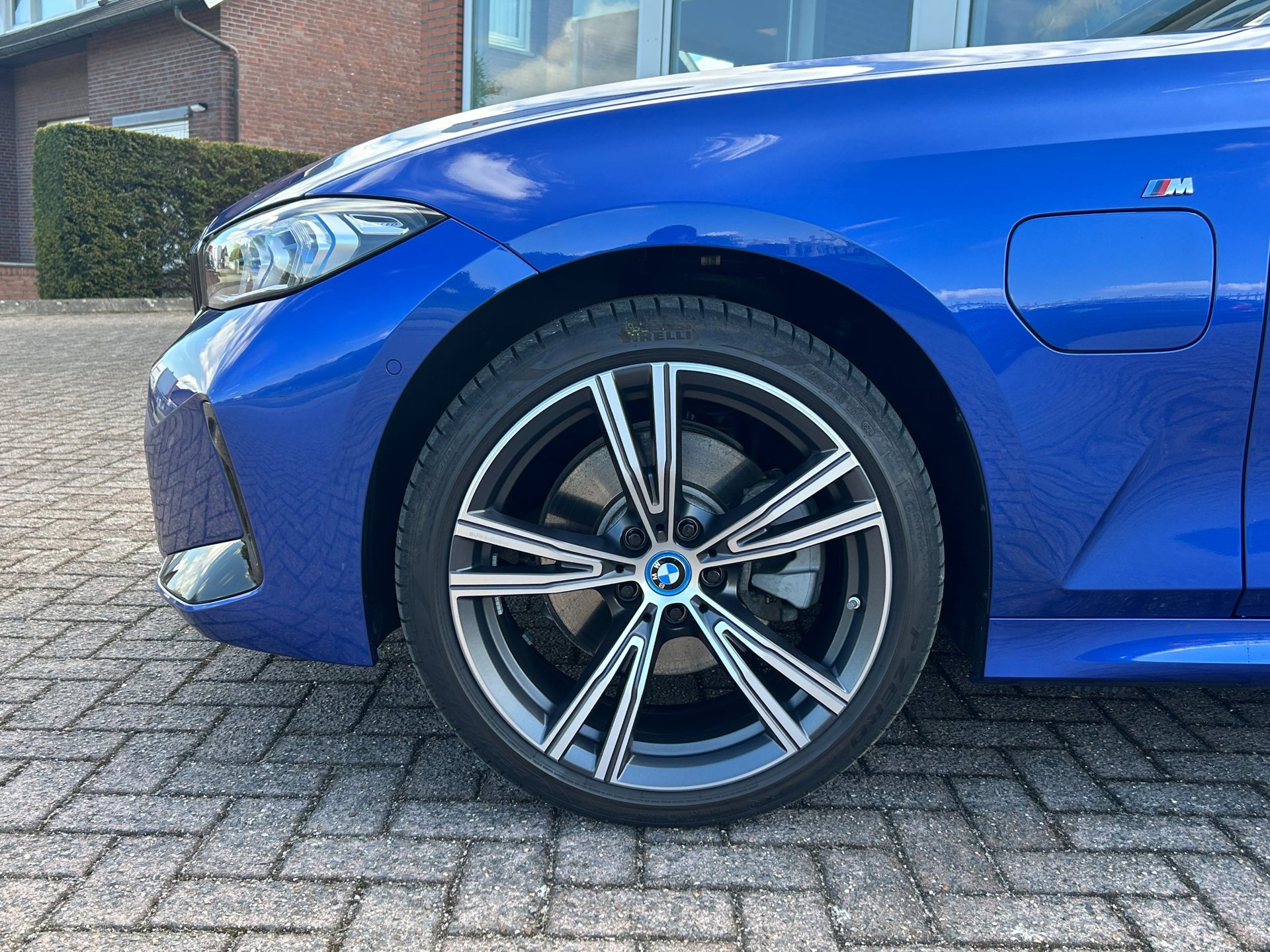 Foto van BMW 330e xDrive