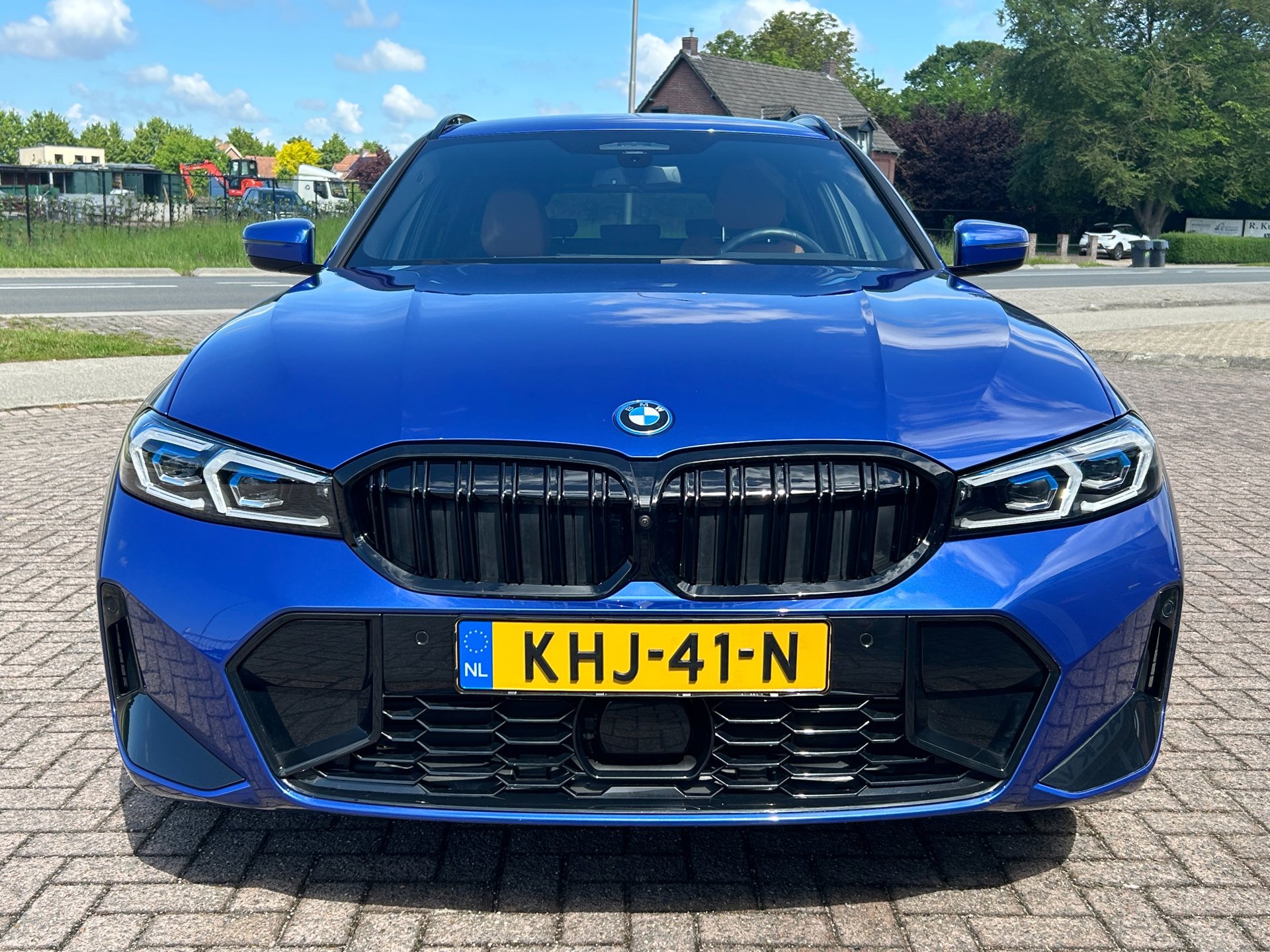Foto van BMW 330e xDrive