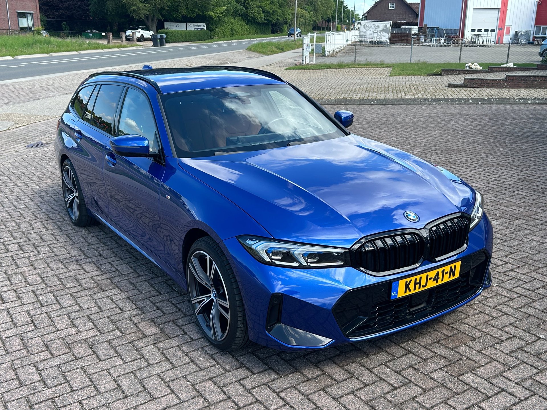 Foto van BMW 330e xDrive