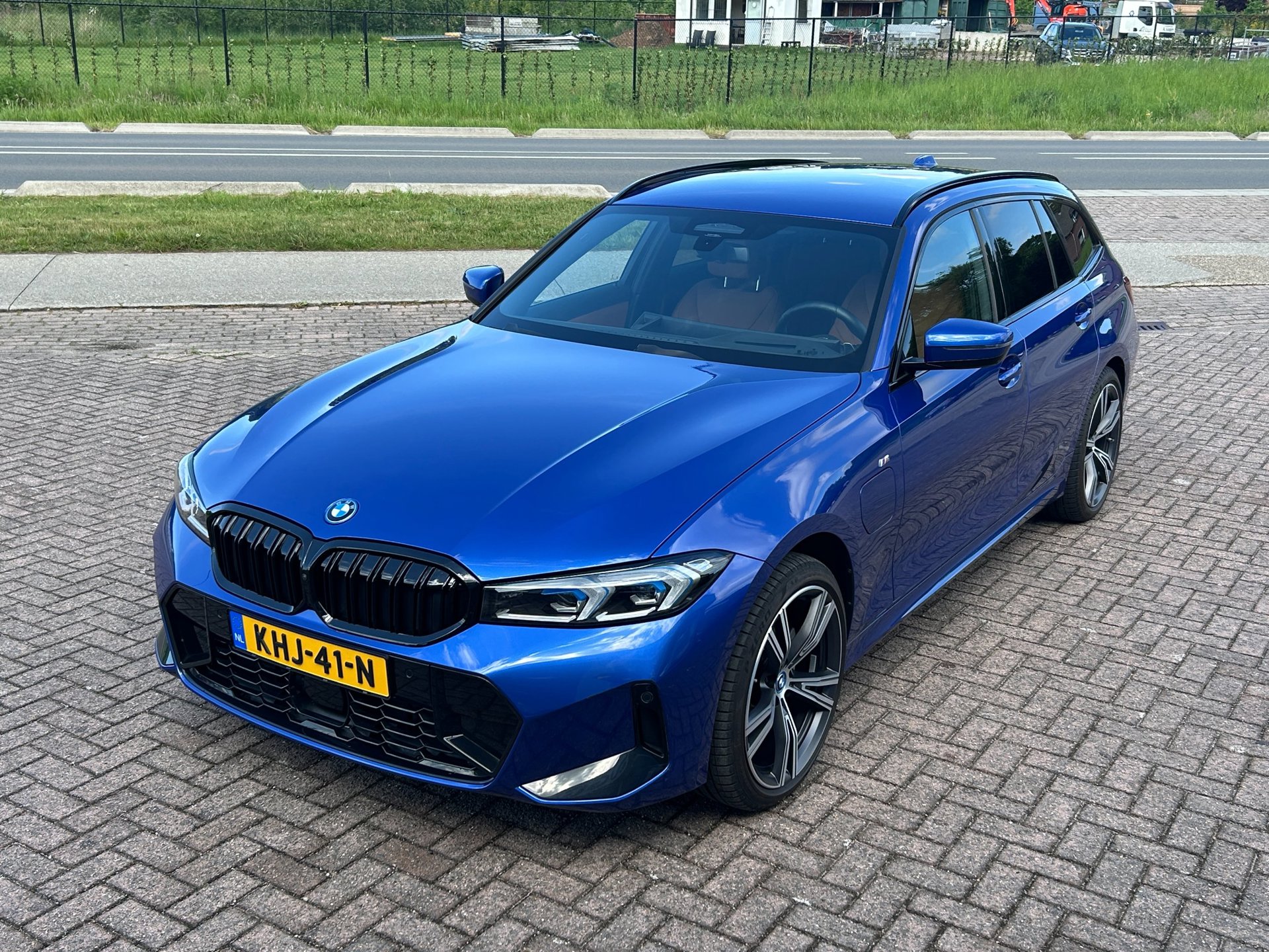 Foto van BMW 330e xDrive