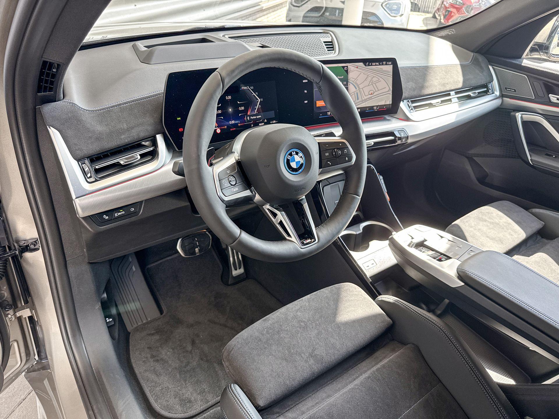 Foto van BMW Ix2 Edrive20