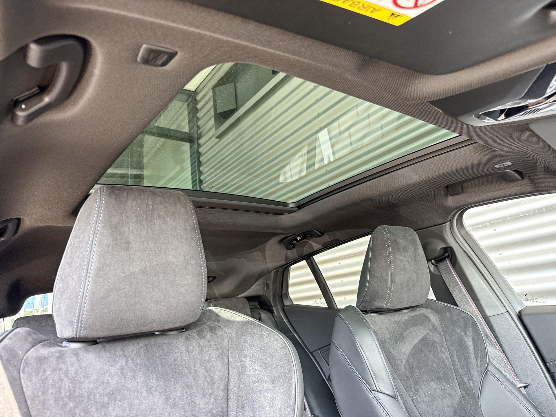 Foto van BMW Ix2 Edrive20