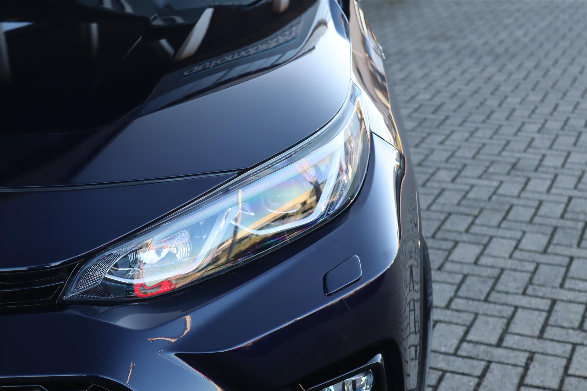 Foto van Suzuki Across