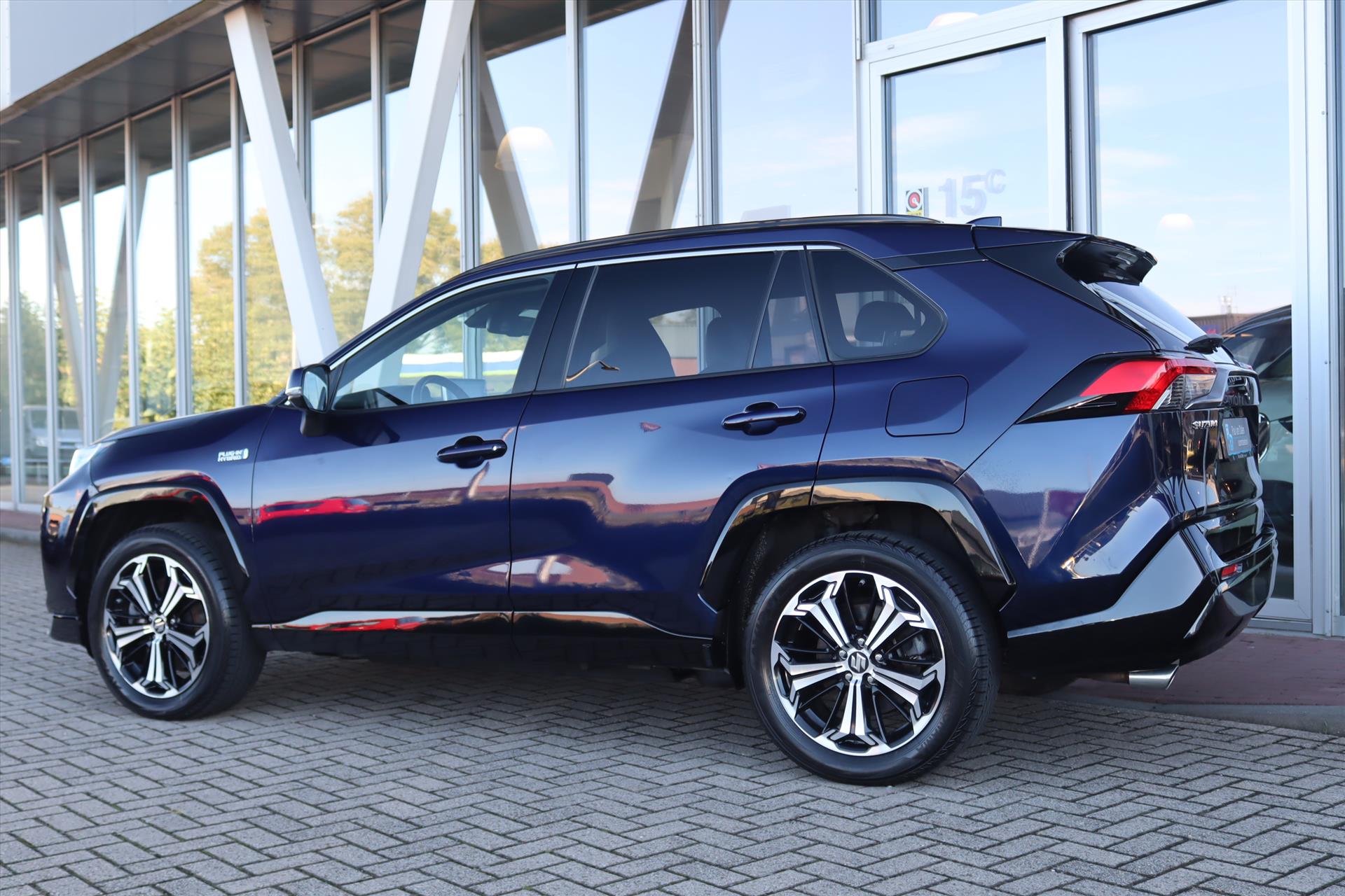 Foto van Suzuki Across