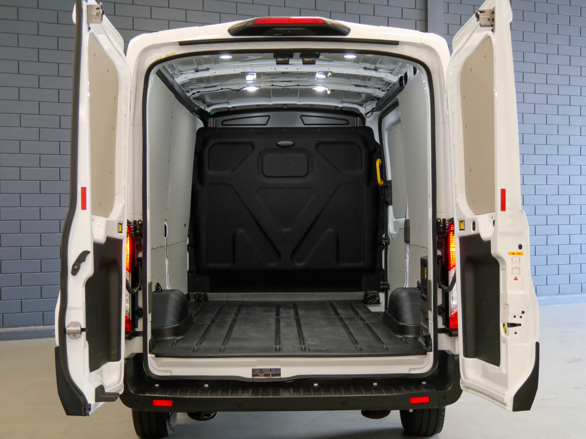 Foto van Ford E-transit